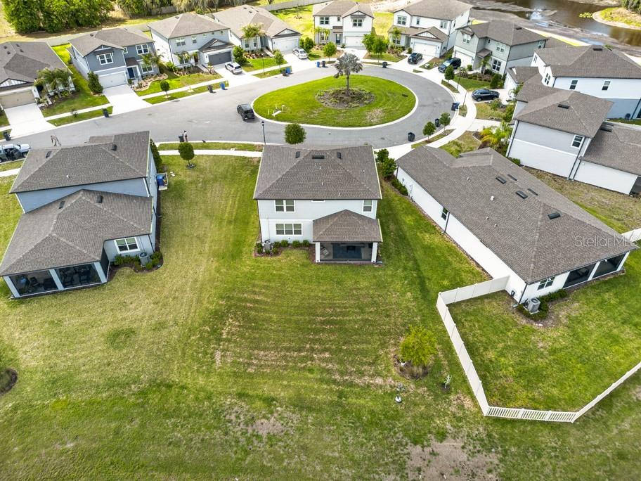 Listing photo id 48 for 12908 Brookside Moss Drive