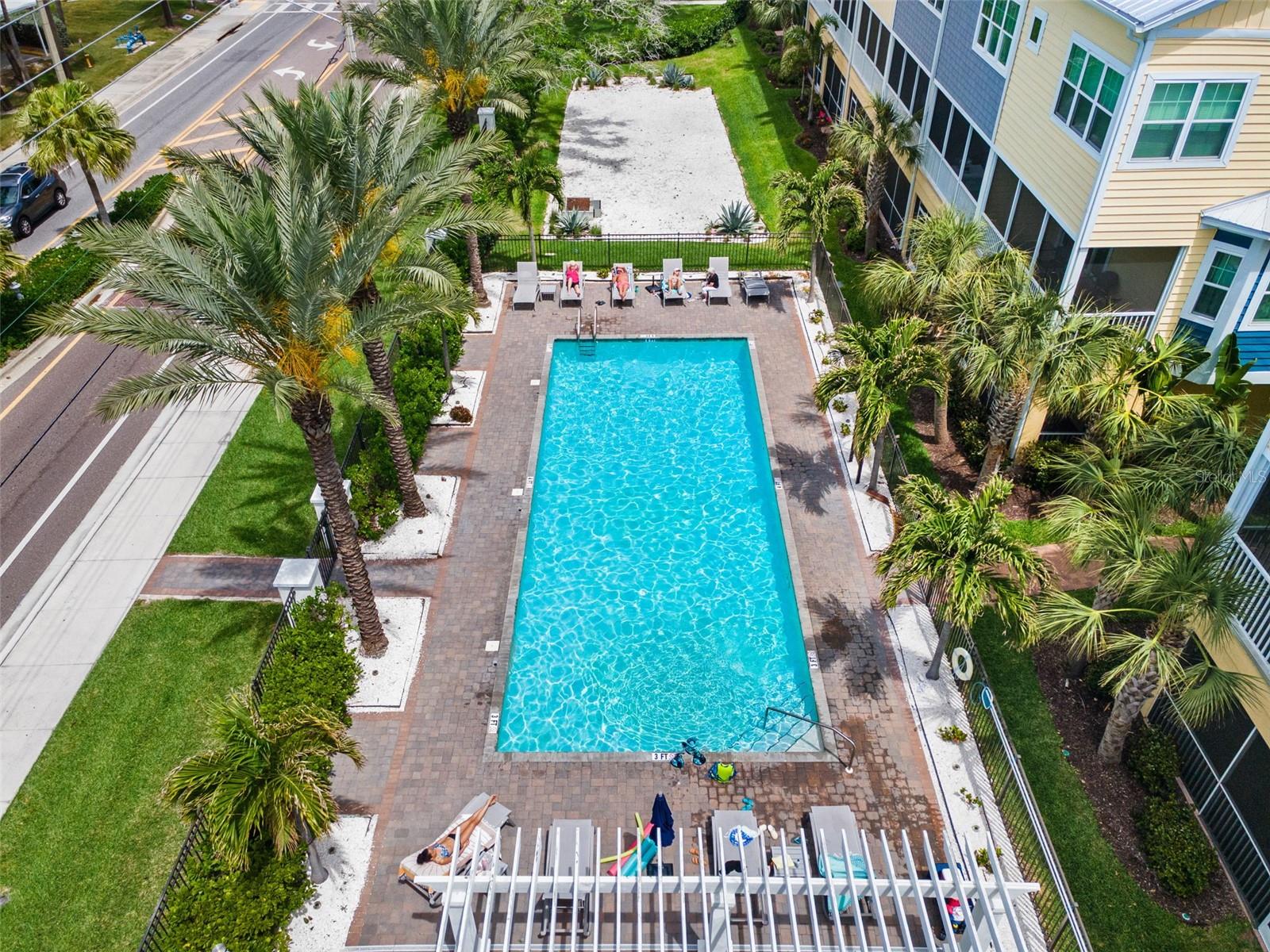 Image 34 of 42 For 2503 Coral Court