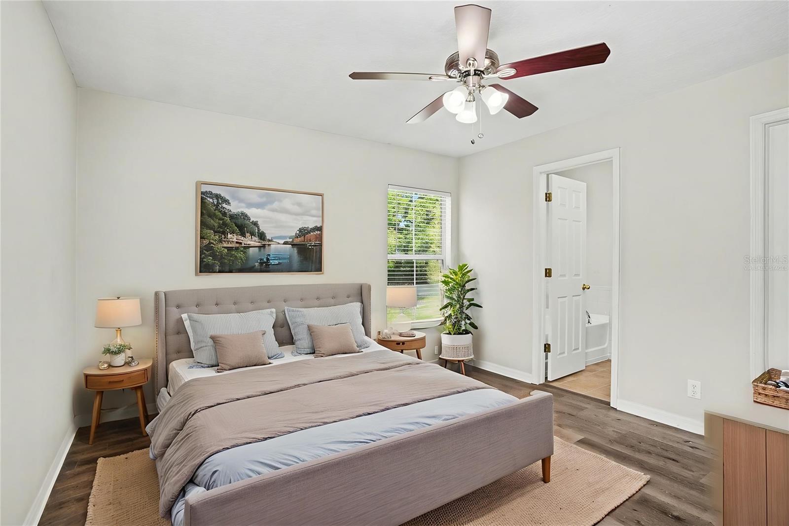 Image 13 of 29 For 3128 Royal Tuscan Lane