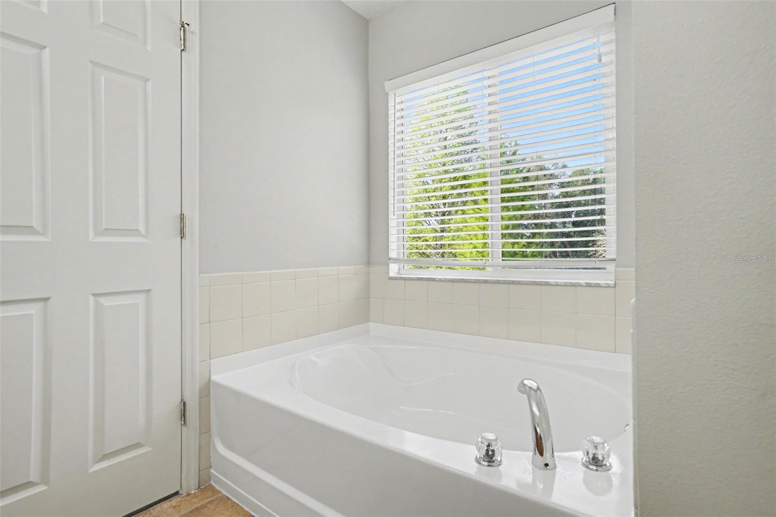 Image 24 of 29 For 3128 Royal Tuscan Lane