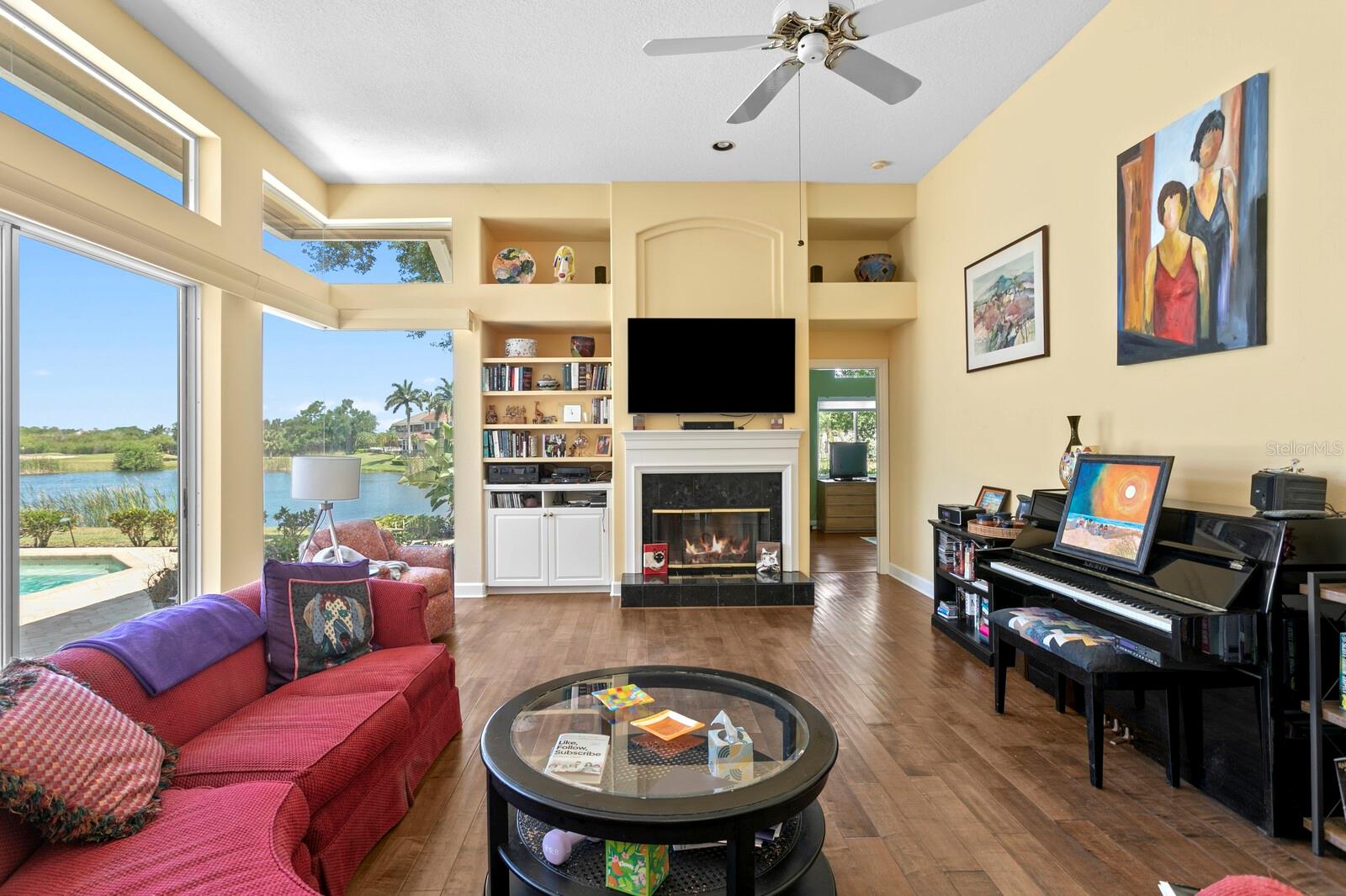 Image 21 of 69 For 7361 Watersilk Drive