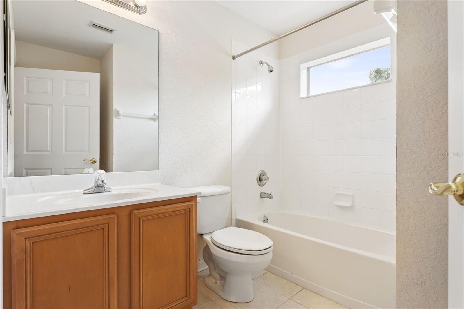 Image 14 of 42 For 9103 Pinebreeze Drive