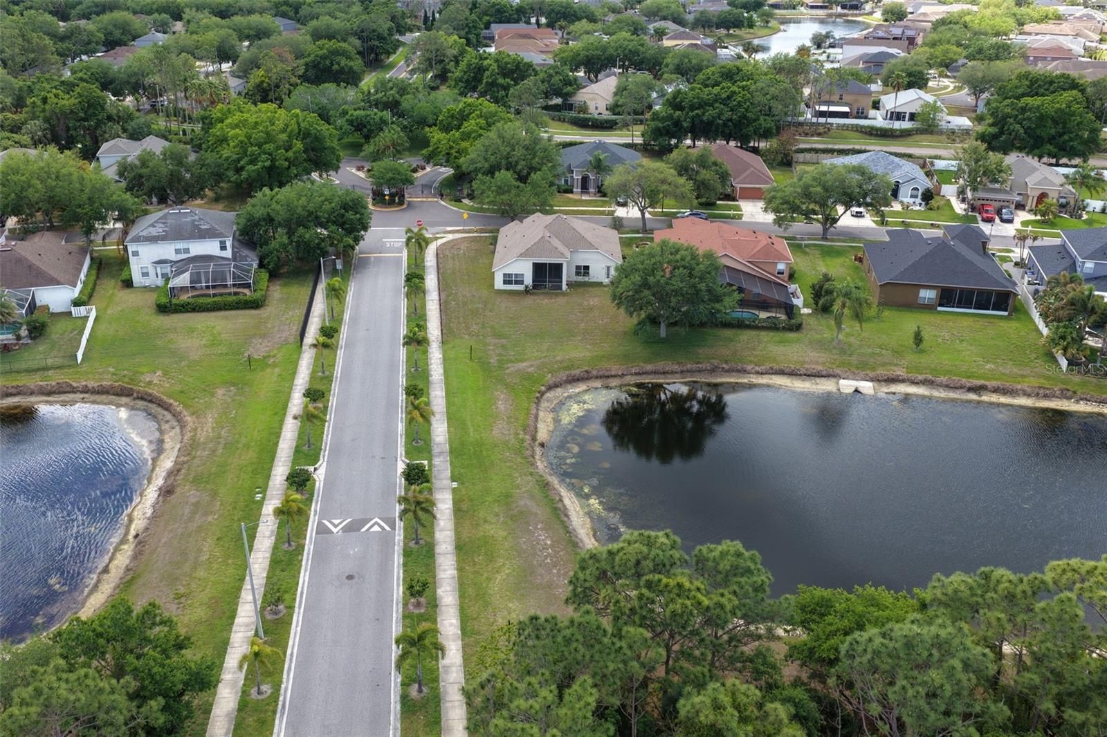 Image 31 of 42 For 9103 Pinebreeze Drive