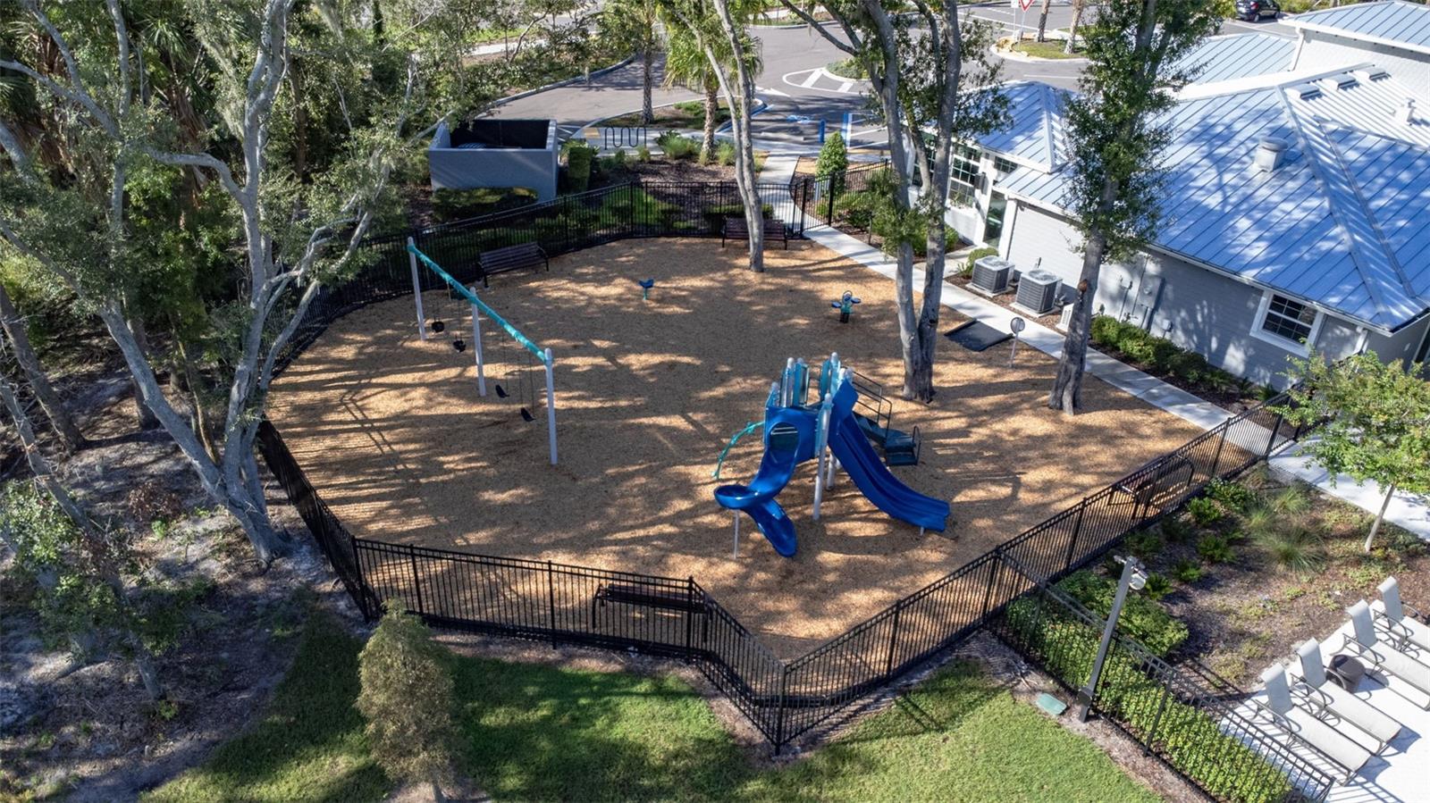 Image 40 of 42 For 9103 Pinebreeze Drive