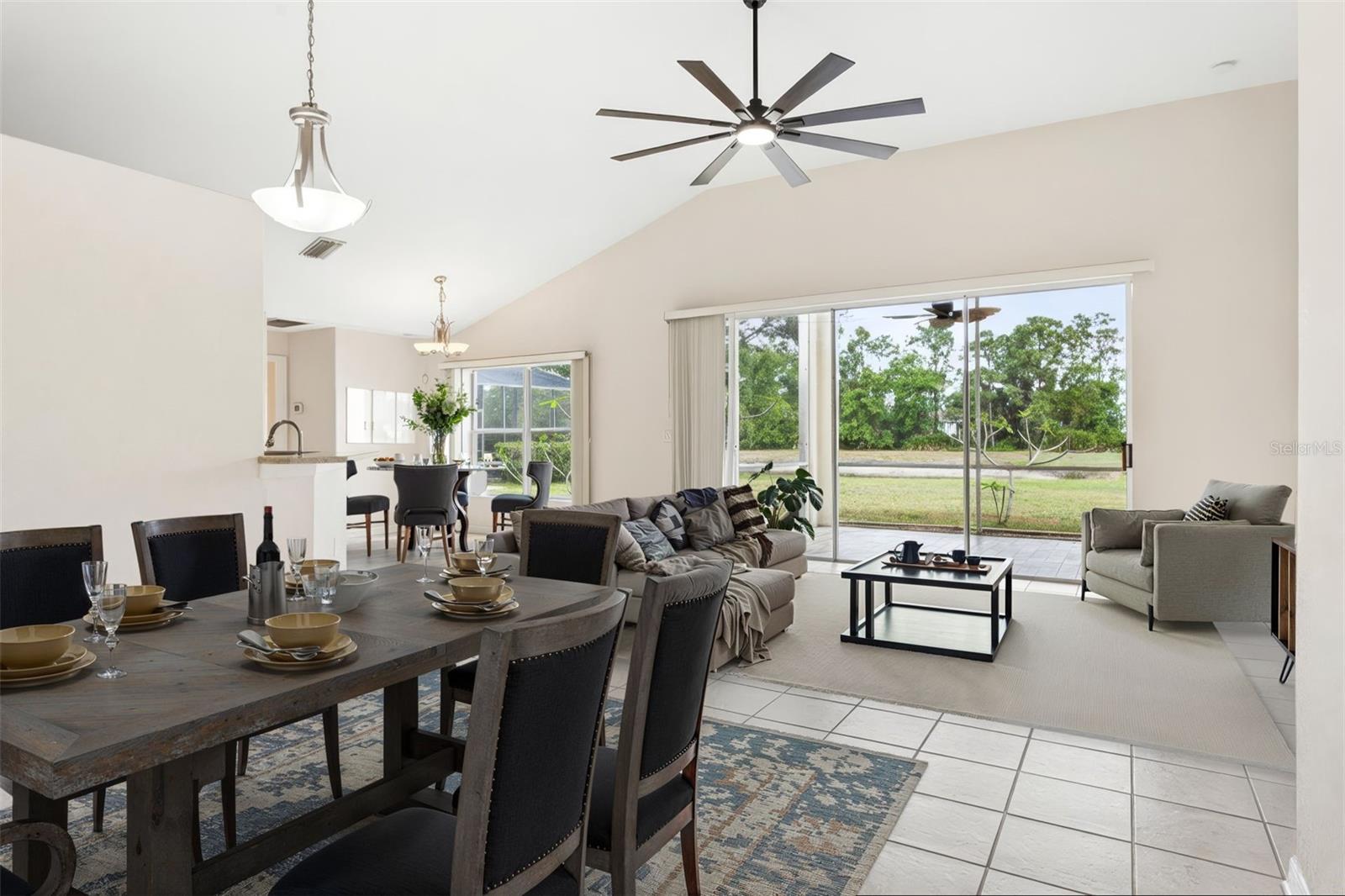 Image 7 of 42 For 9103 Pinebreeze Drive