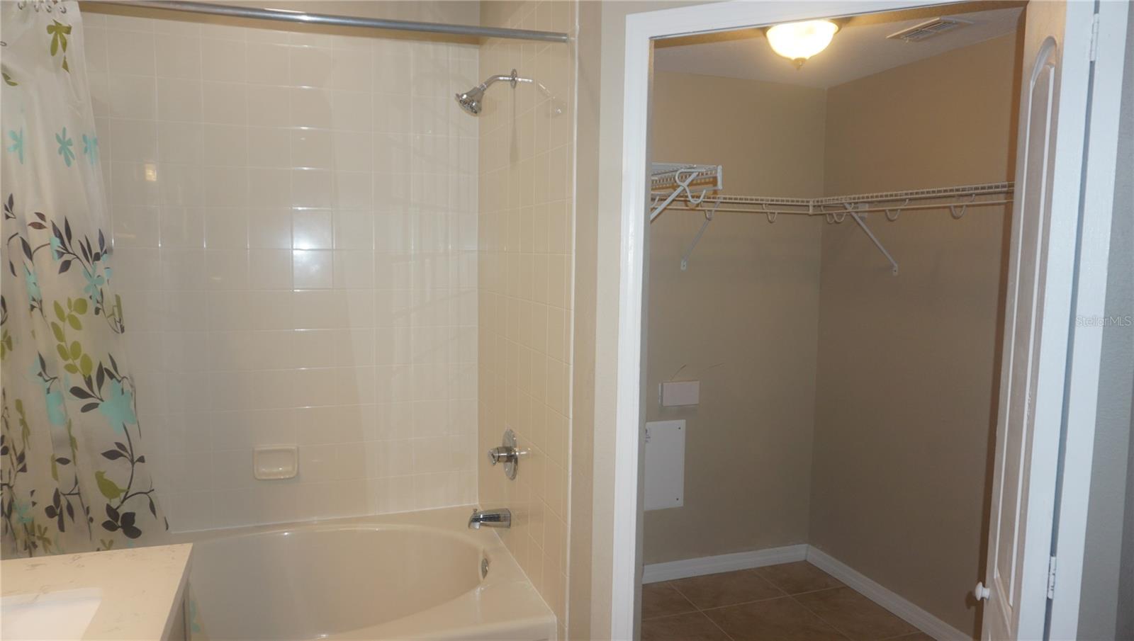 Image 14 of 25 For 1606 Delano Trent Street