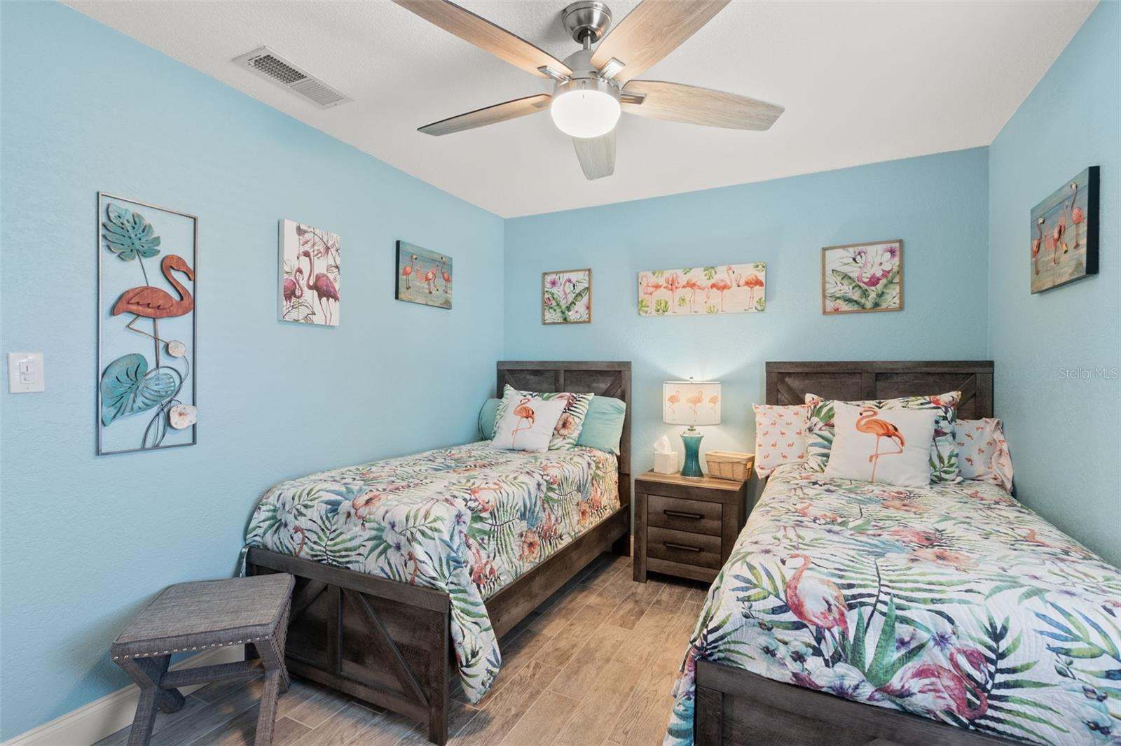 Image 26 of 44 For 5243 Beach Drive Se B