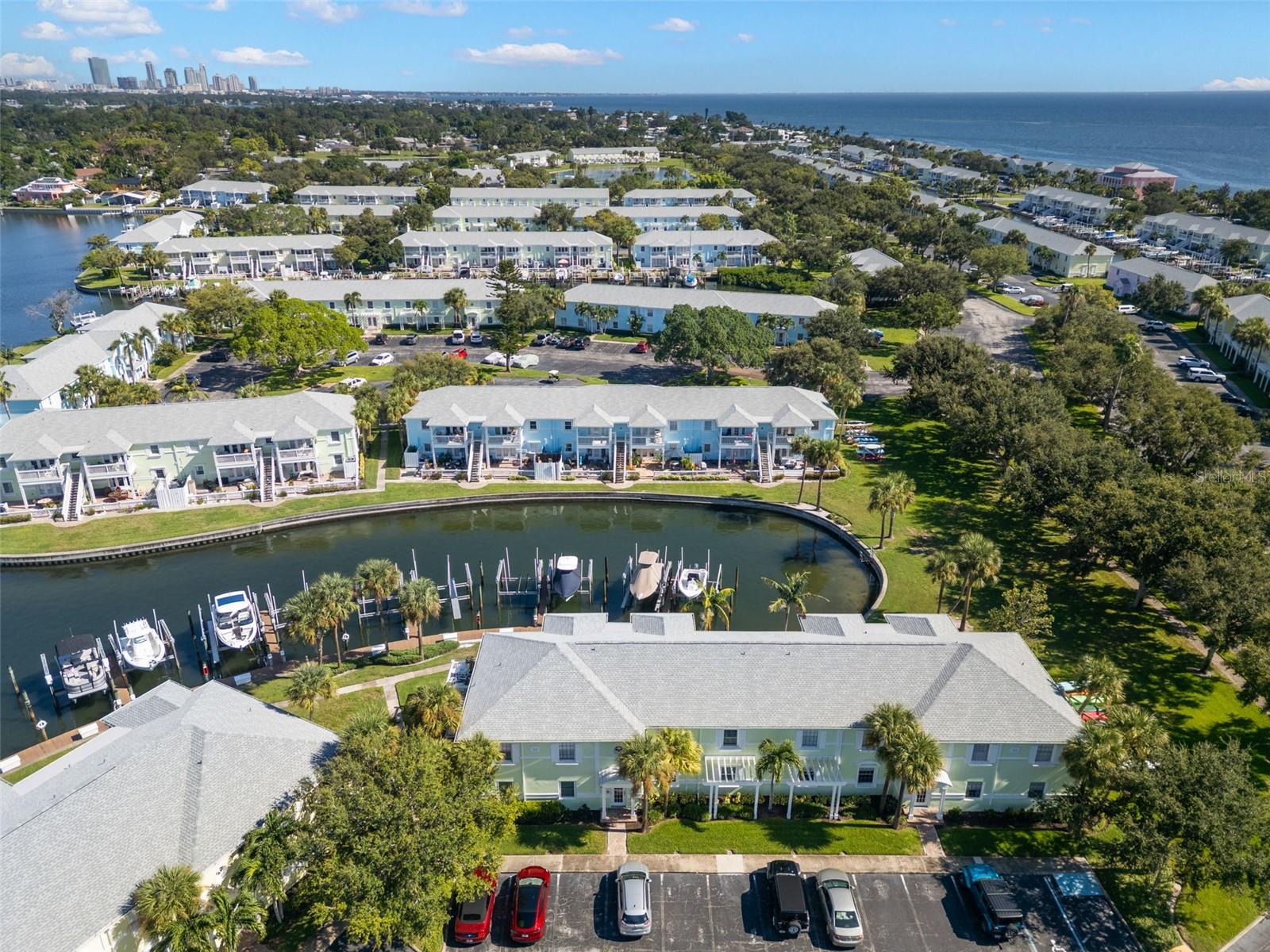 Image 38 of 44 For 5243 Beach Drive Se B