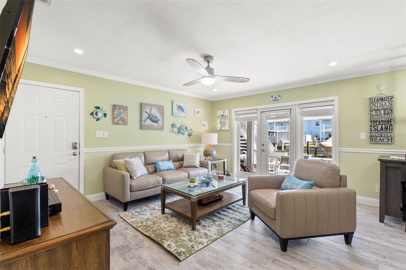 Image 6 of 44 For 5243 Beach Drive Se B