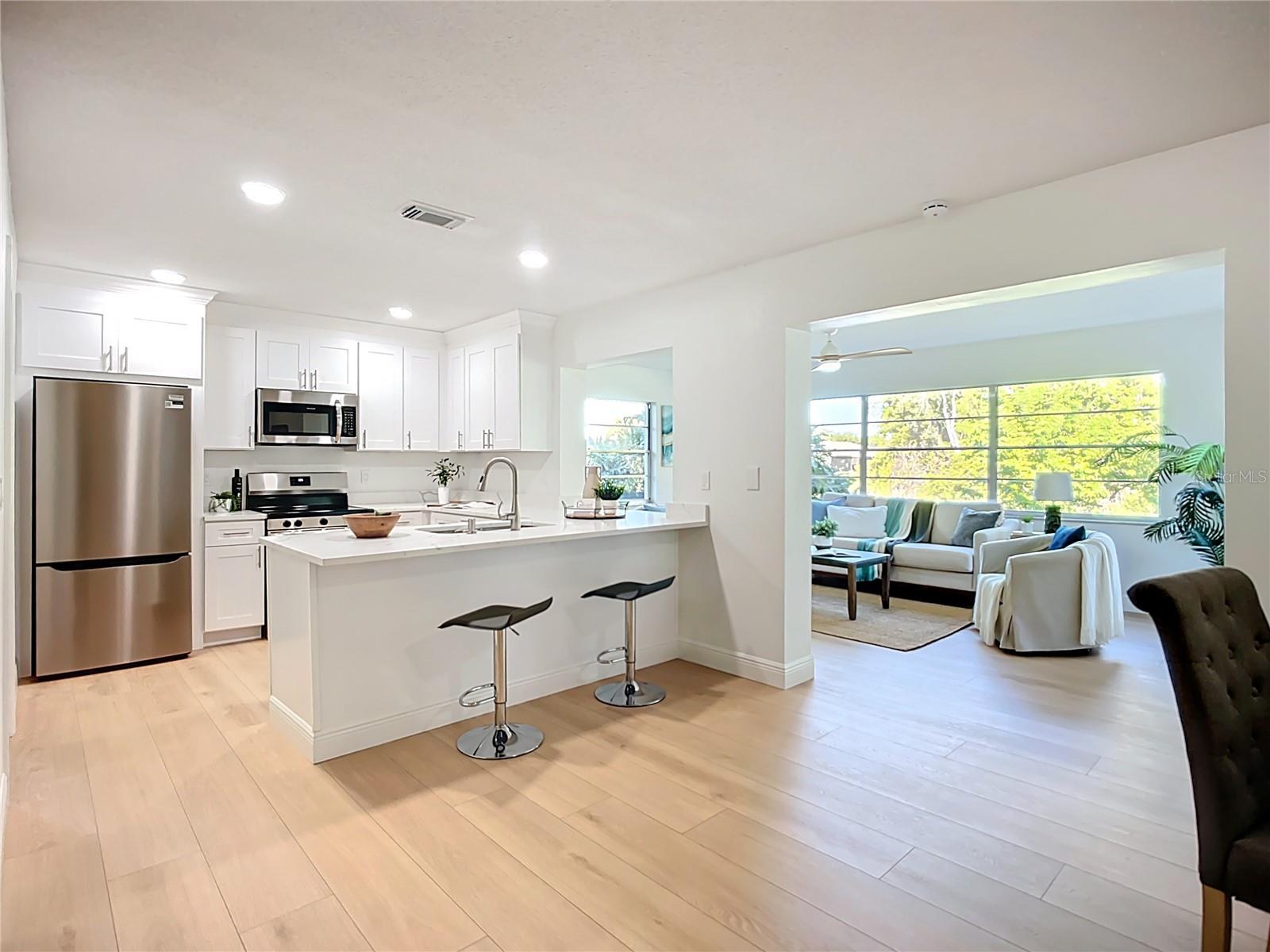 Image 6 of 41 For 2014 Hampstead Circle