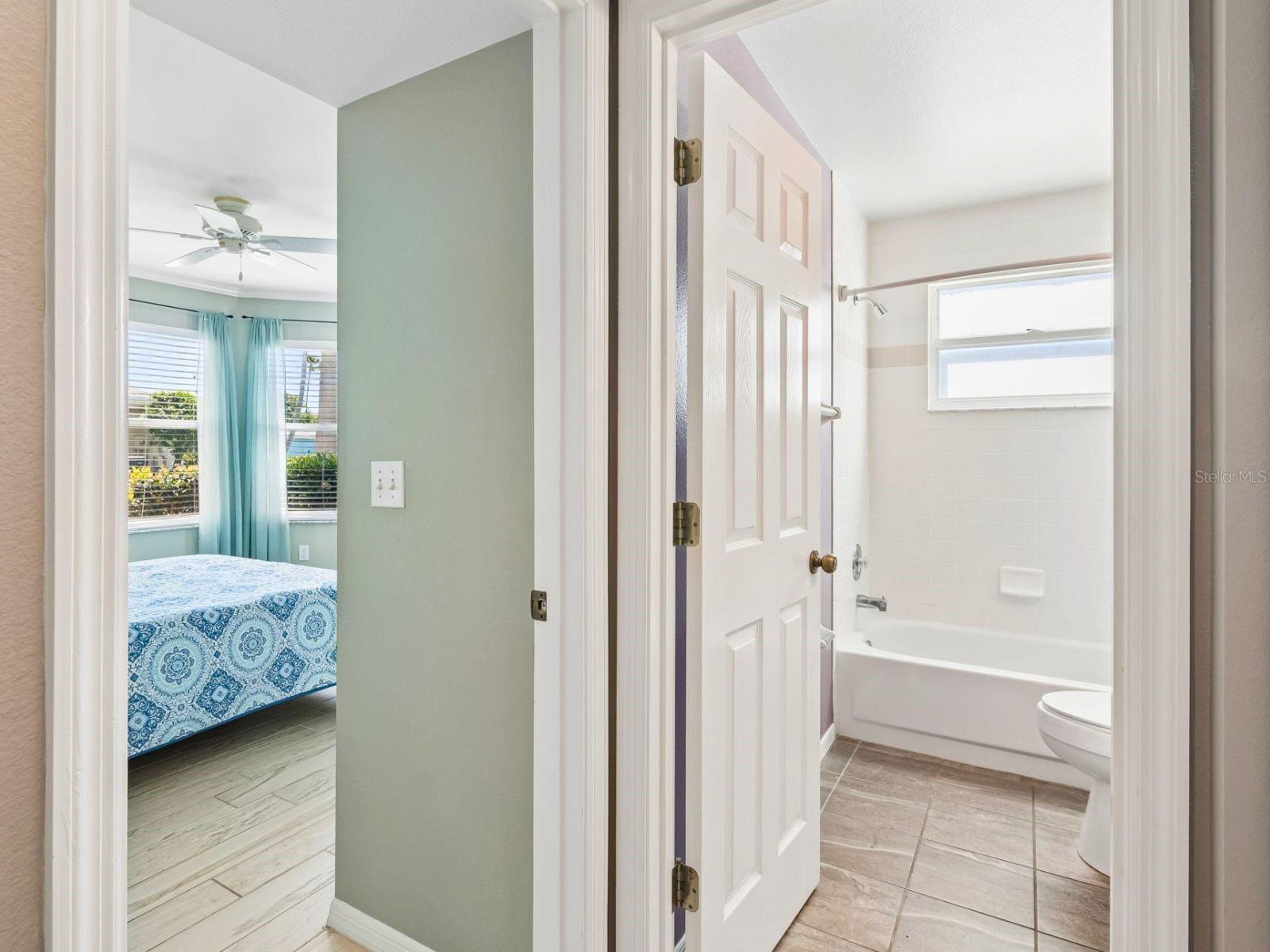 Image 17 of 31 For 1612 Fairway Trace A