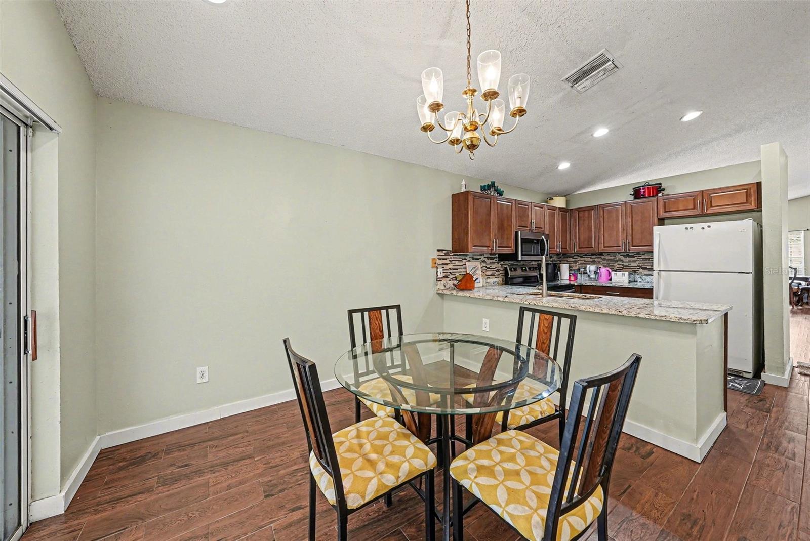 Image 5 of 20 For 1817 Coyote Place