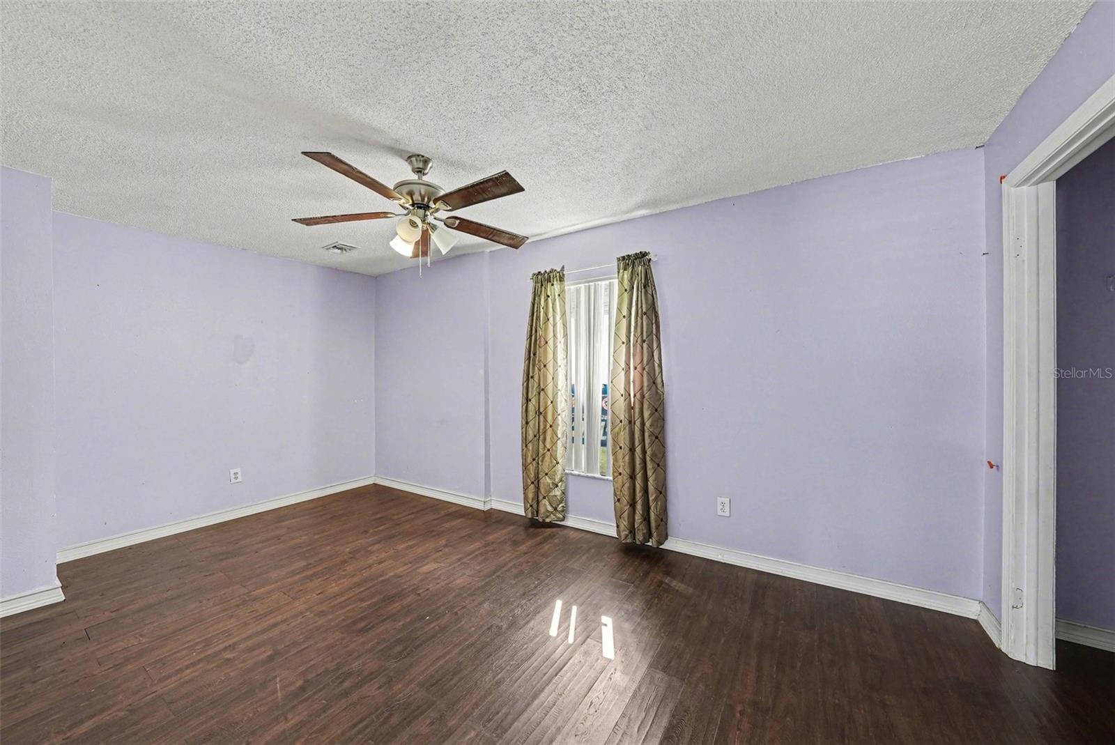 Image 8 of 20 For 1817 Coyote Place