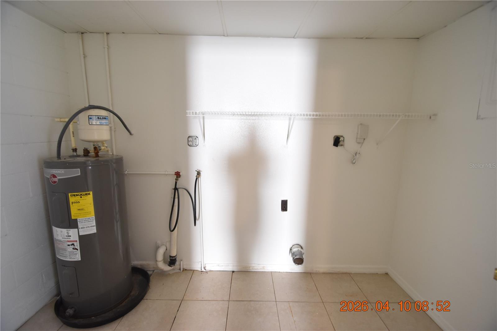 Image 10 of 39 For 10922 Hyacinth Avenue