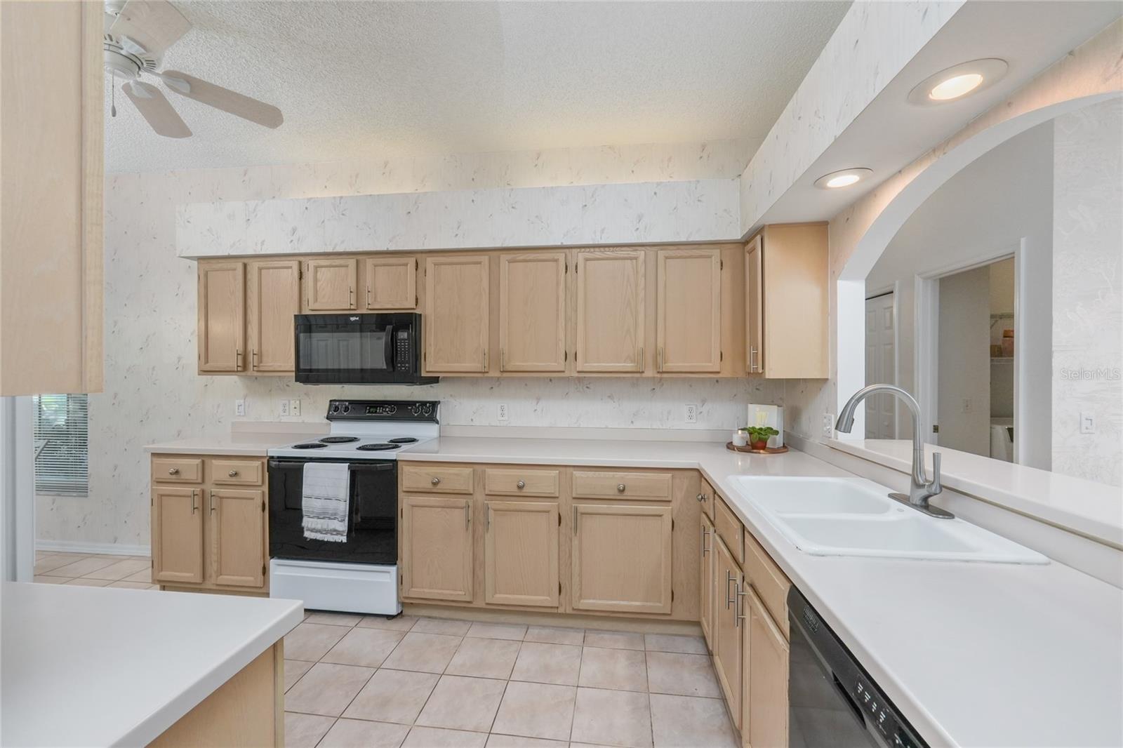 Image 6 of 34 For 3511 Tealwood Circle