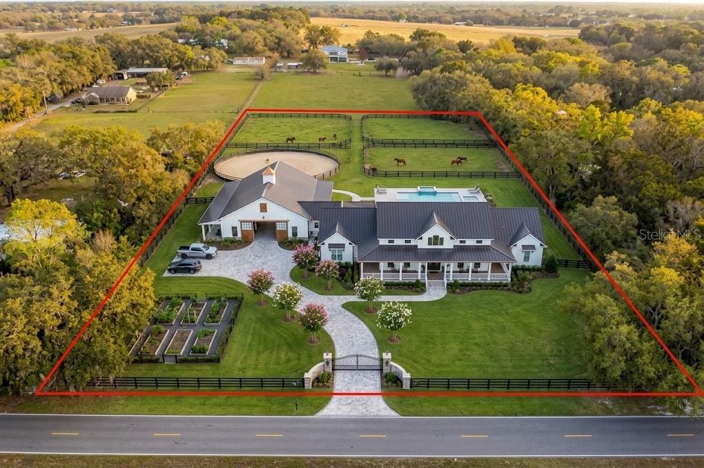 Image 13 of 23 For 8236 Wire Road