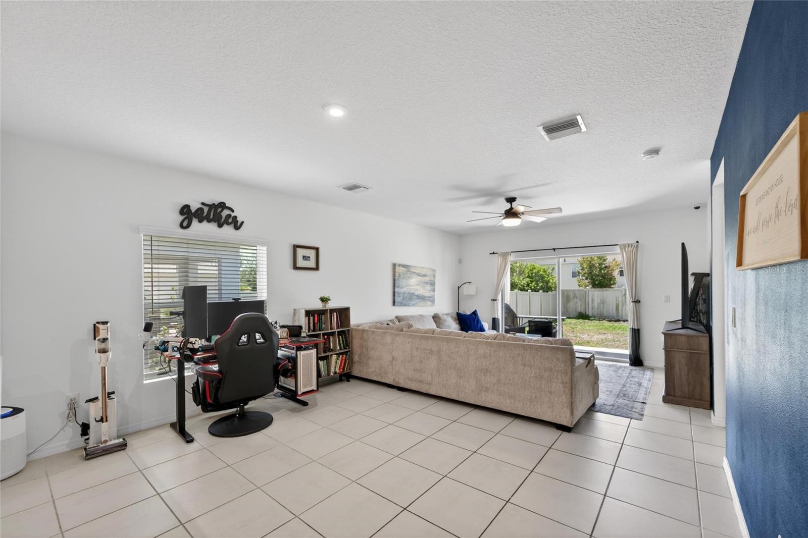 Image 27 of 67 For 6239 Springmont Loop