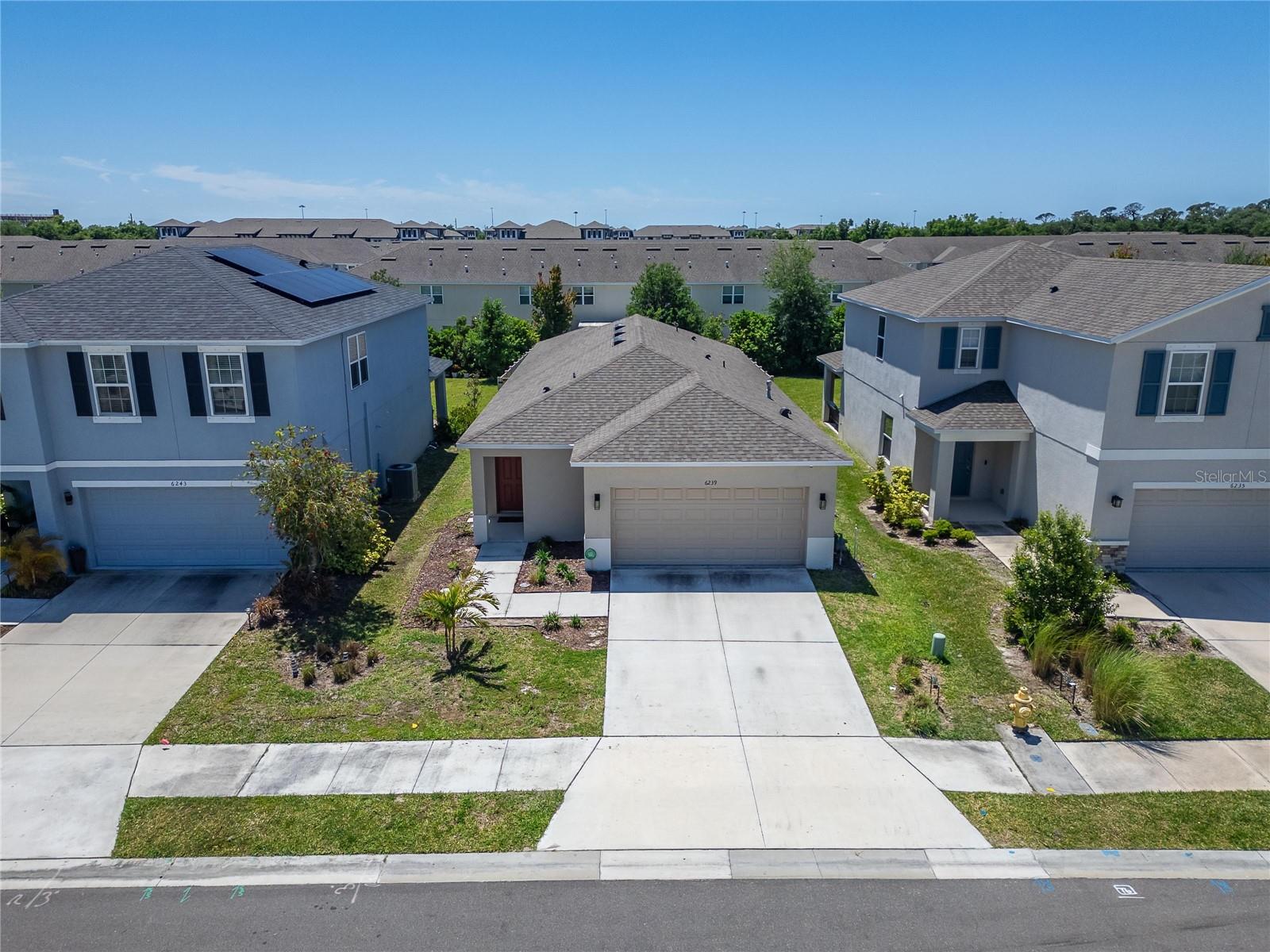 Image 3 of 67 For 6239 Springmont Loop