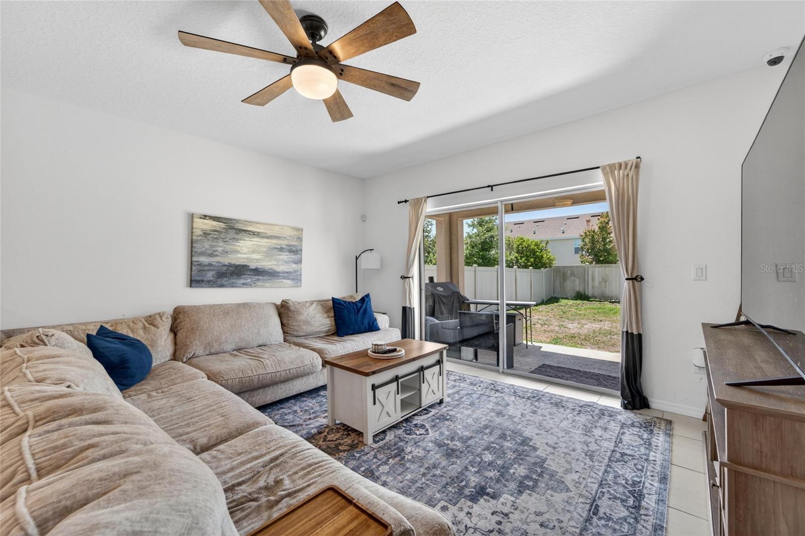 Image 31 of 67 For 6239 Springmont Loop