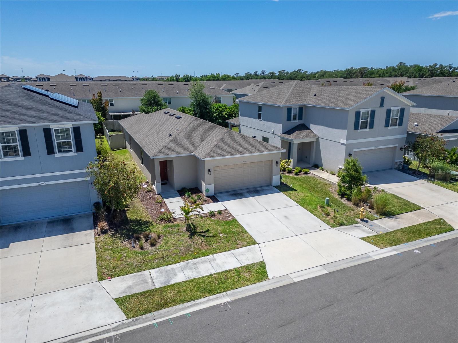 Image 6 of 67 For 6239 Springmont Loop