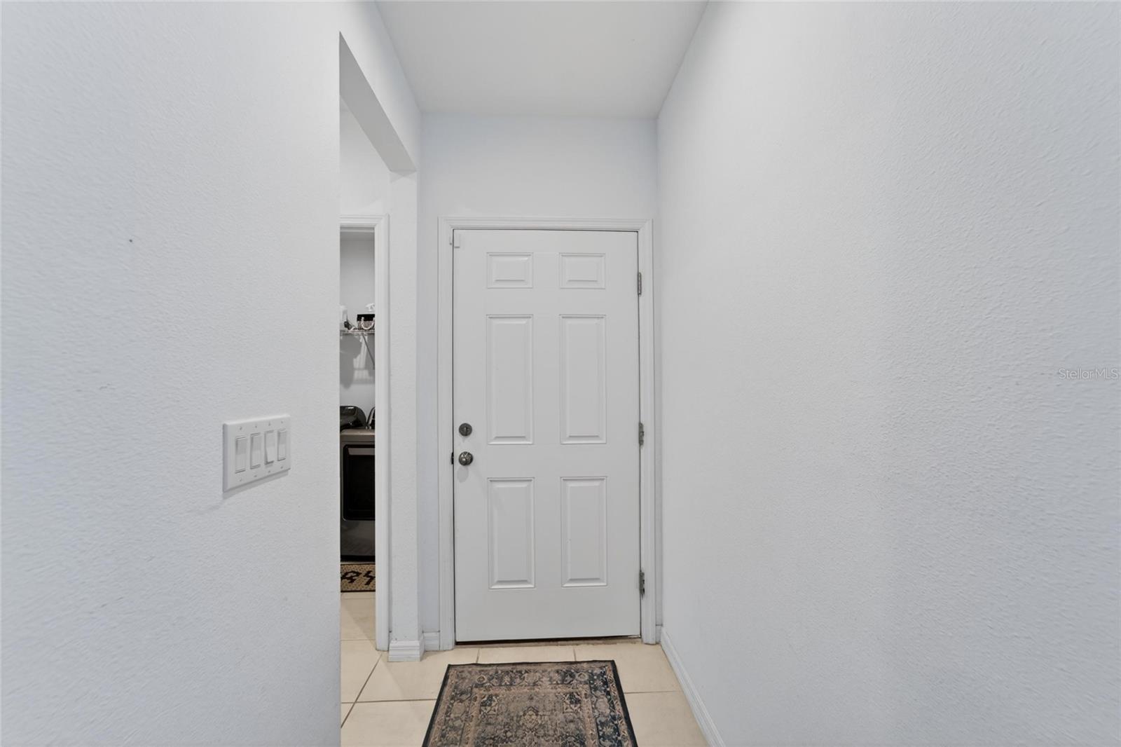 Image 7 of 67 For 6239 Springmont Loop