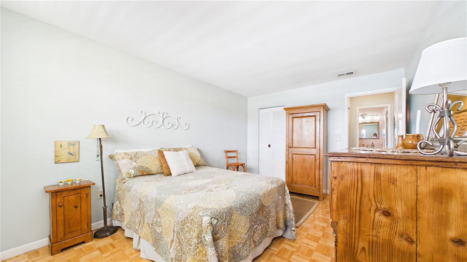 Image 17 of 30 For 5935 30th Avenue S 312