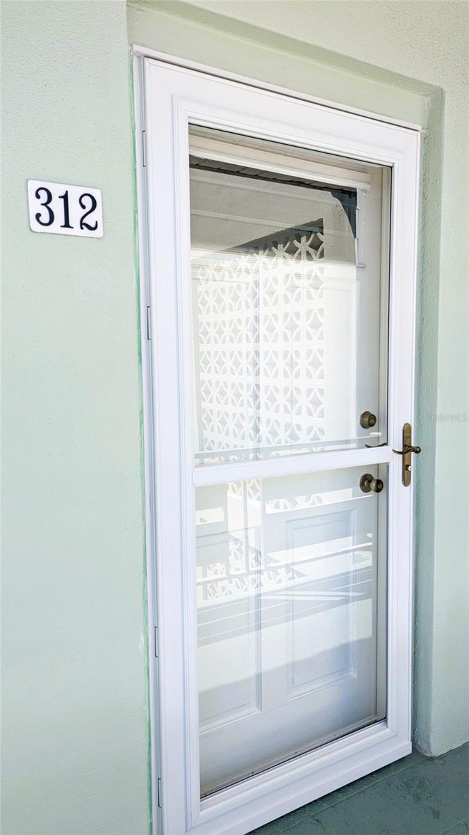 Image 3 of 30 For 5935 30th Avenue S 312