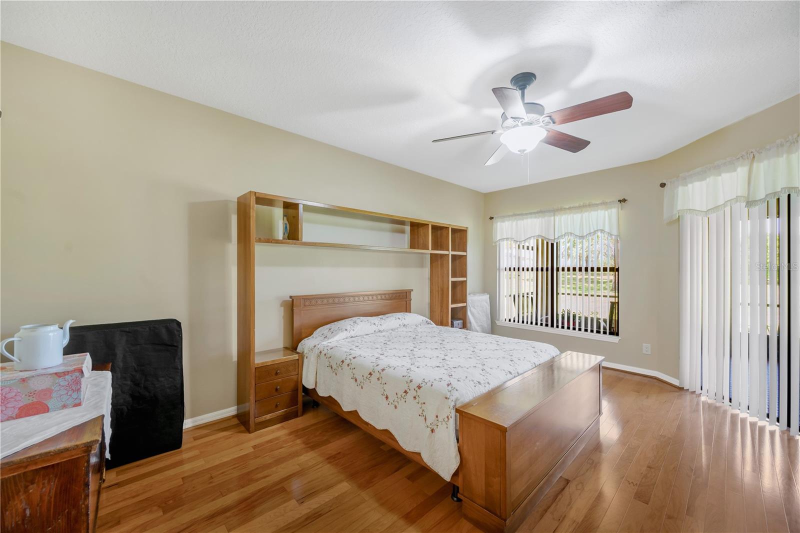 Image 20 of 53 For 9313 Lisbon Street