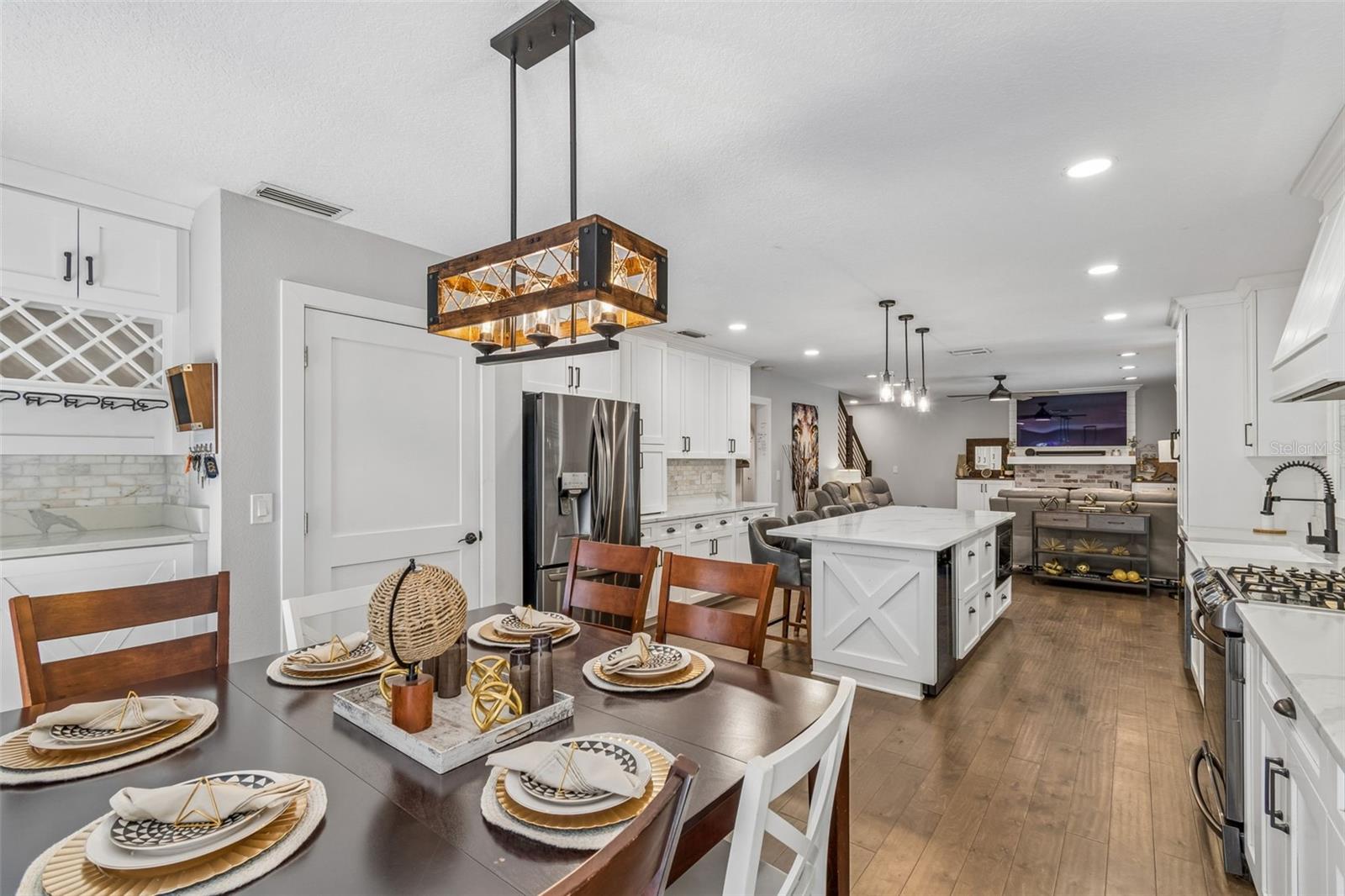 Image 34 of 100 For 4528 Woodmere Road