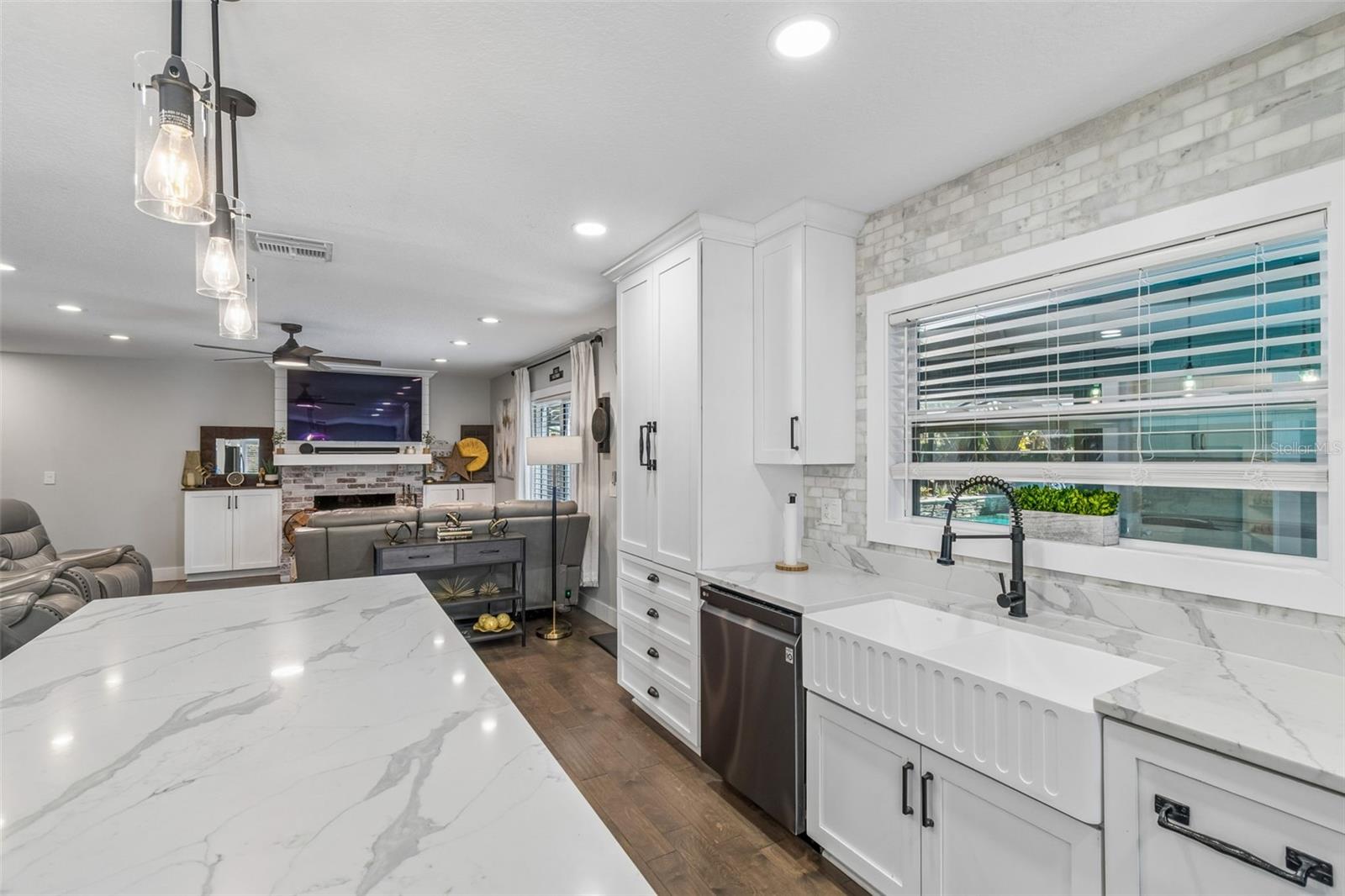 Image 39 of 100 For 4528 Woodmere Road