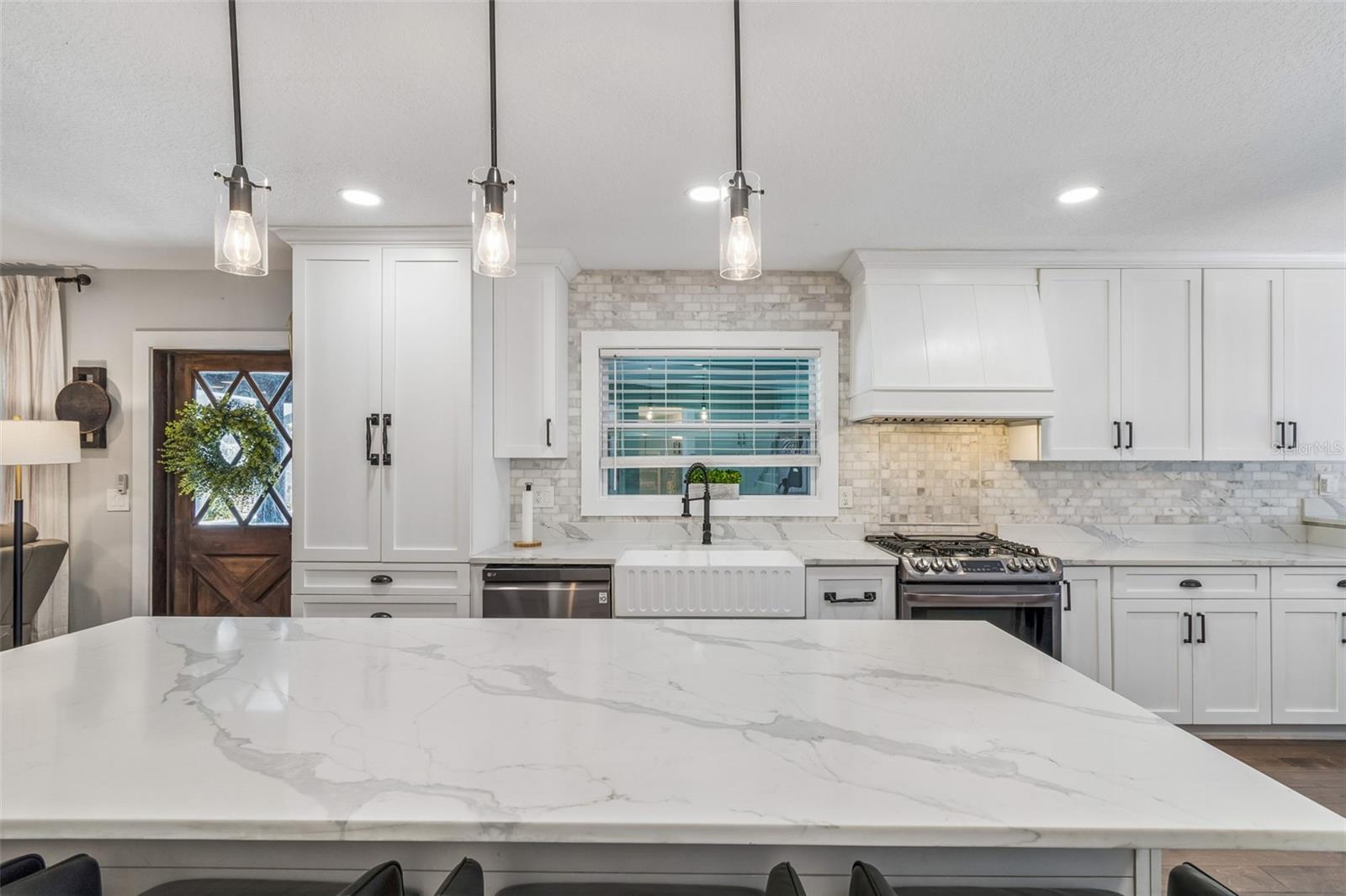 Image 41 of 100 For 4528 Woodmere Road