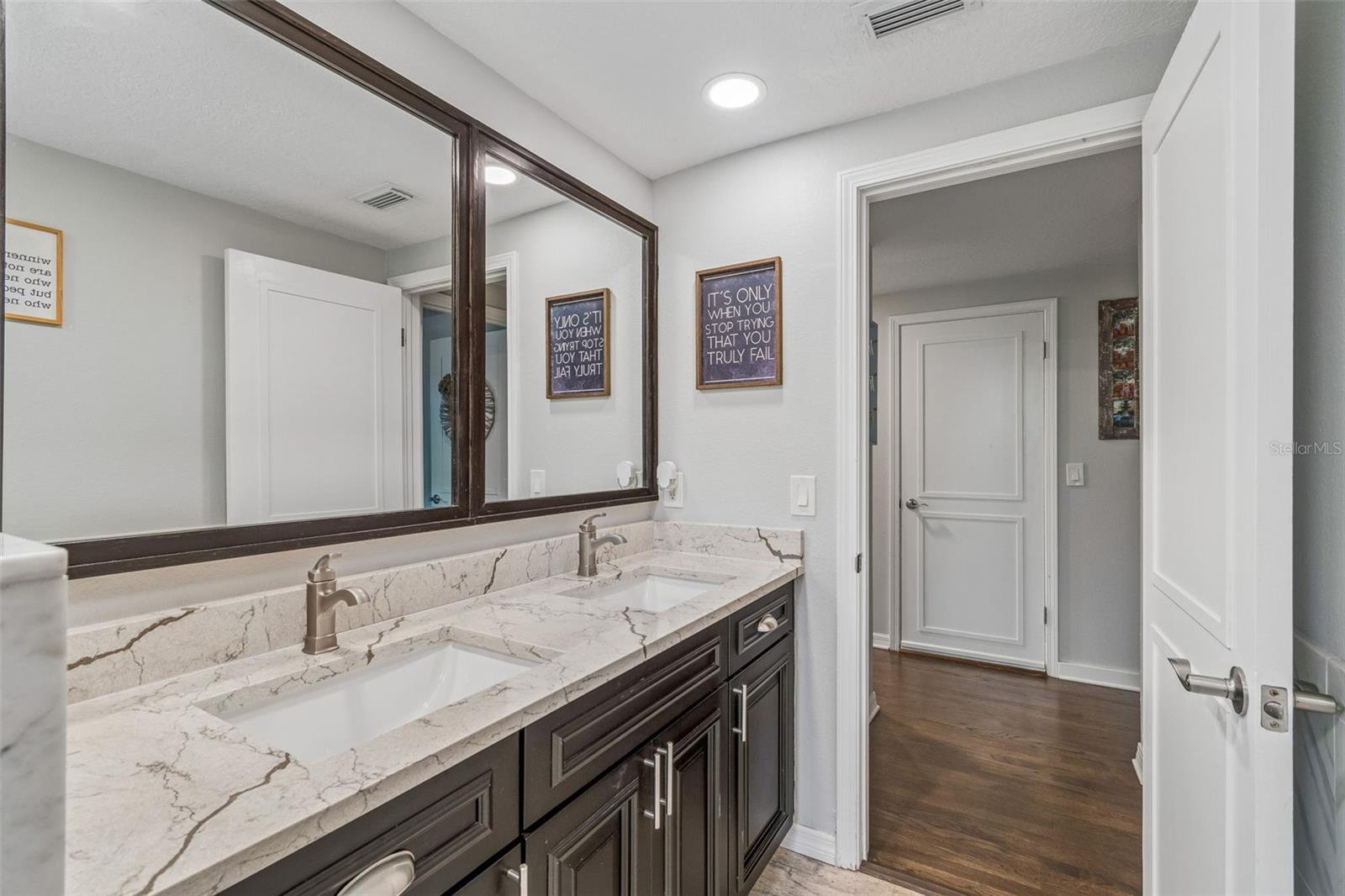 Image 50 of 100 For 4528 Woodmere Road