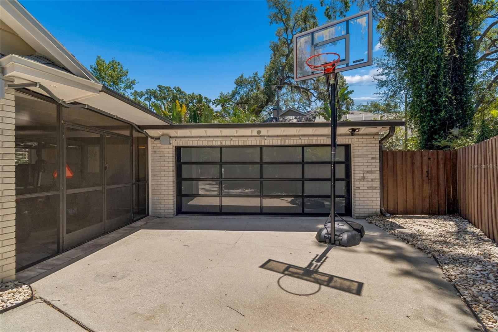 Image 76 of 100 For 4528 Woodmere Road