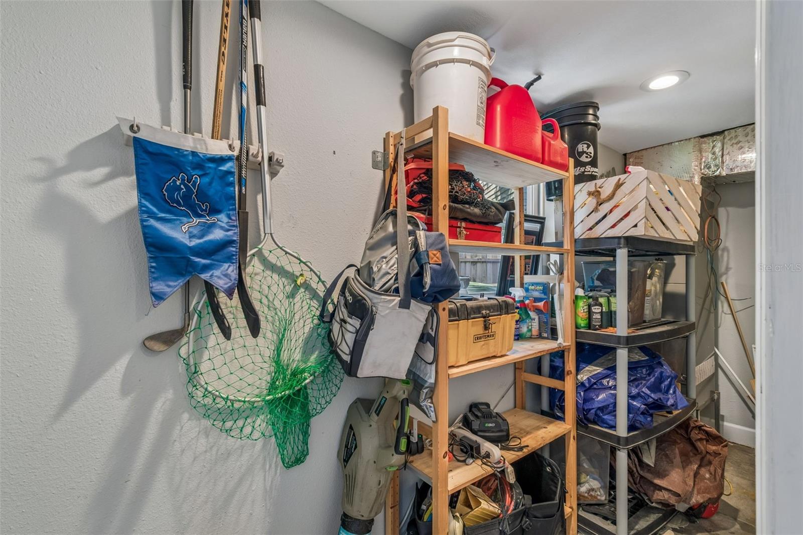 Image 79 of 100 For 4528 Woodmere Road