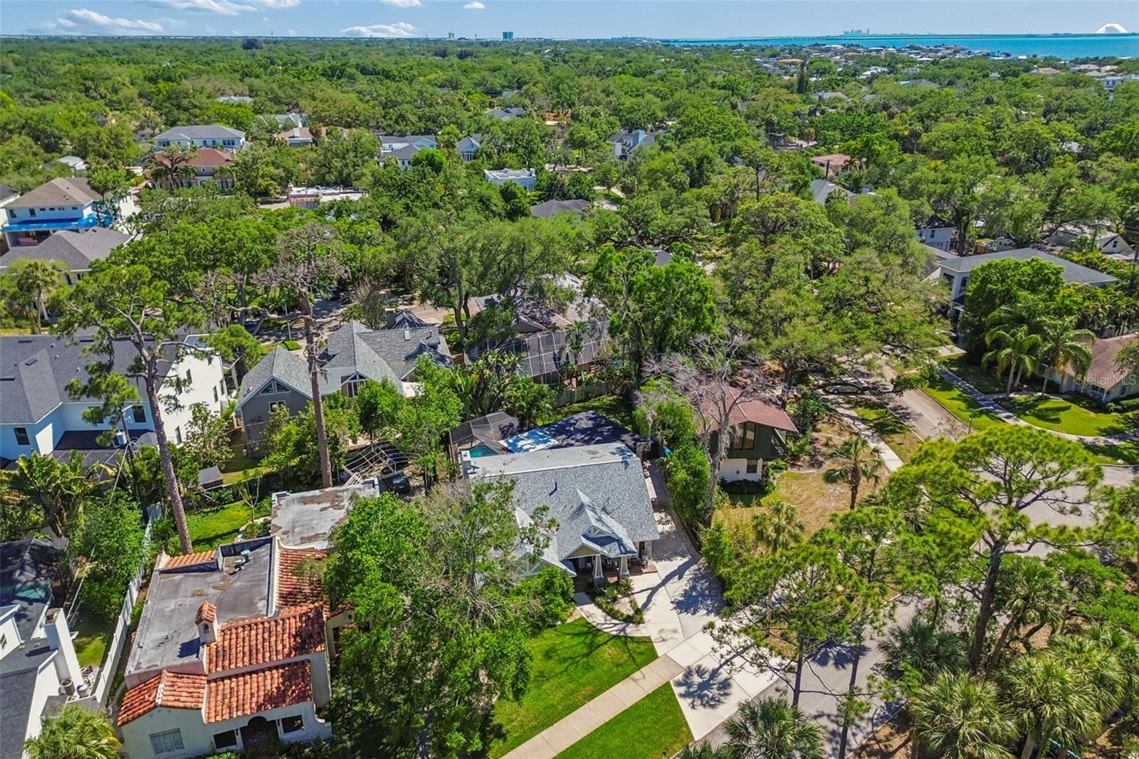 Image 92 of 100 For 4528 Woodmere Road