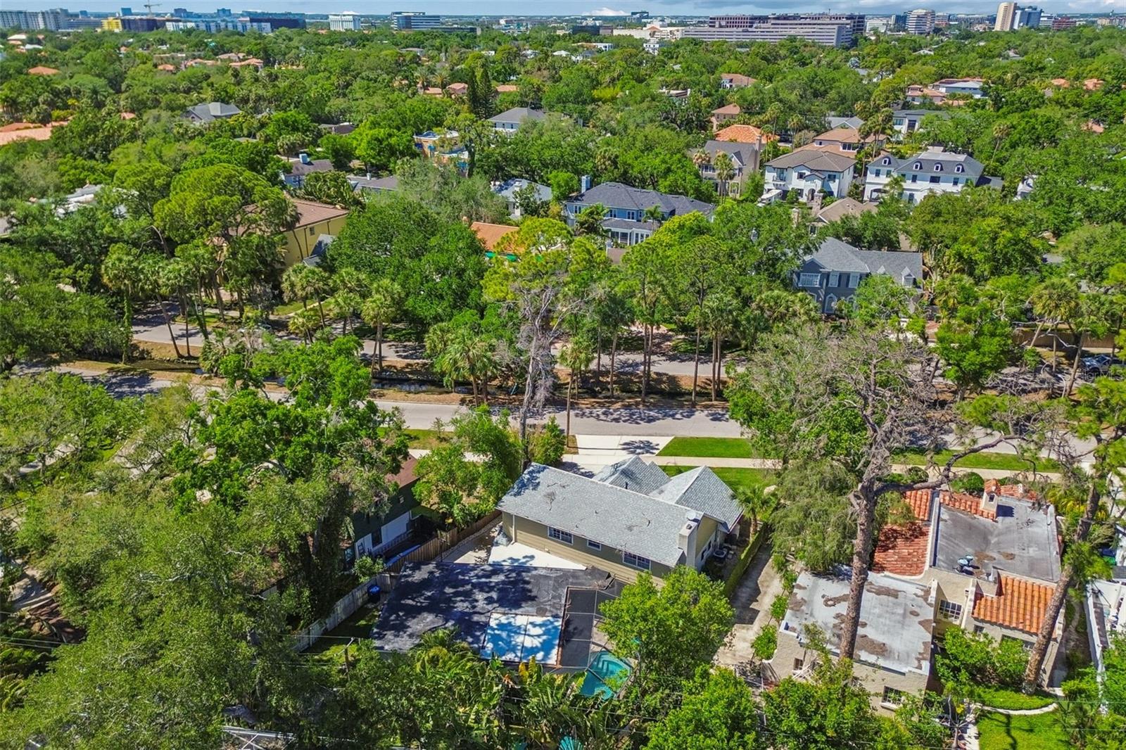 Image 95 of 100 For 4528 Woodmere Road