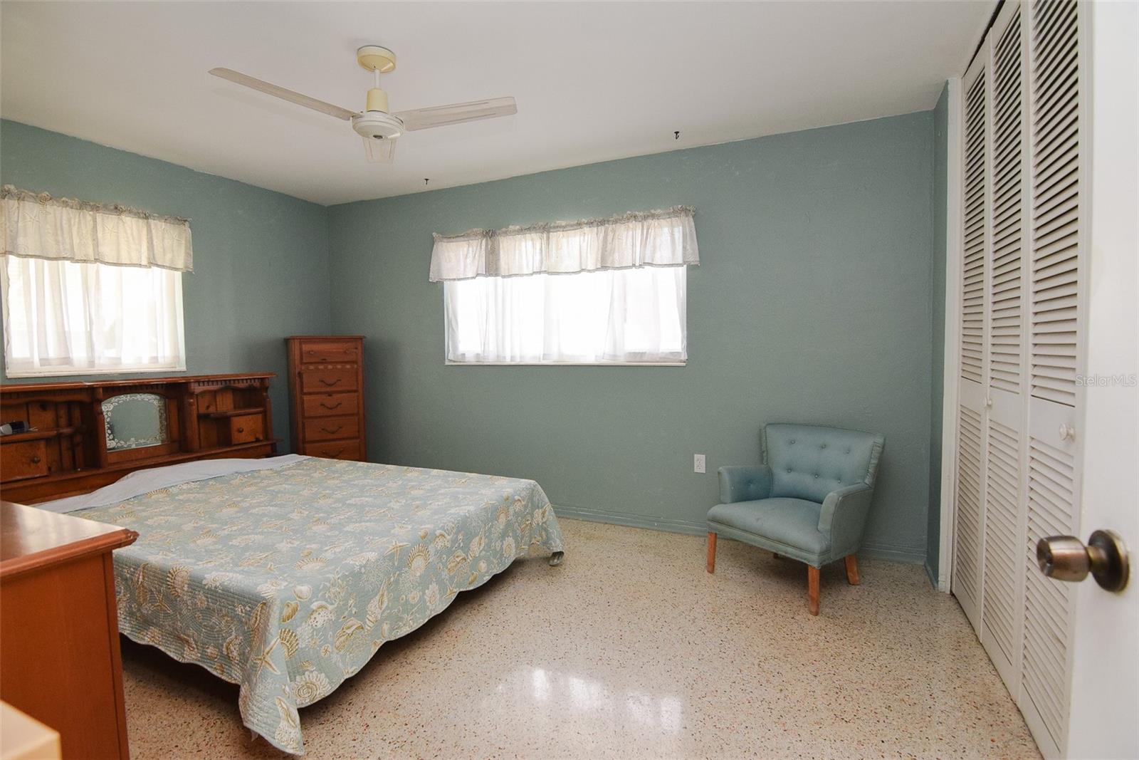 Image 10 of 23 For 11319 70th Terrace