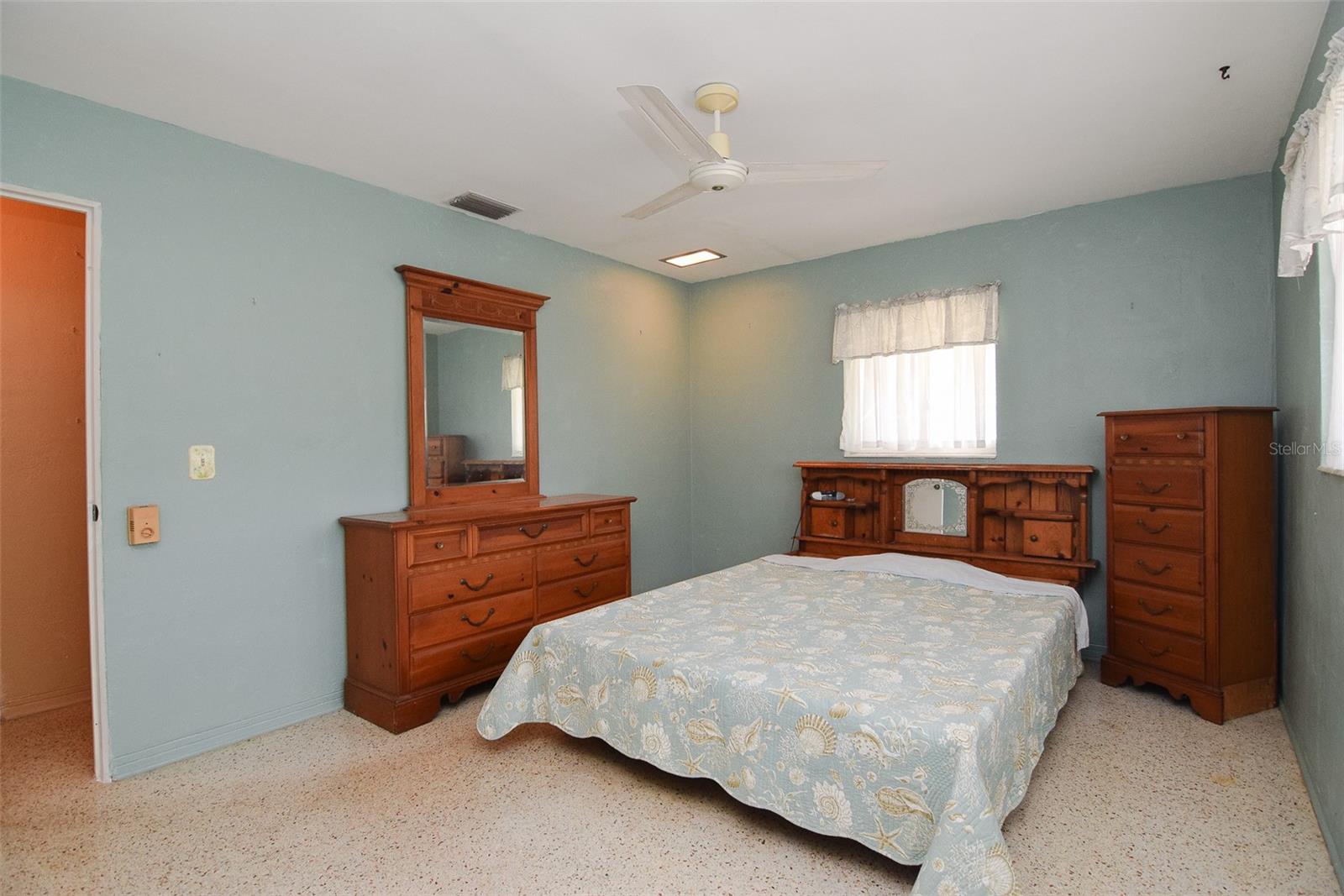 Image 9 of 23 For 11319 70th Terrace