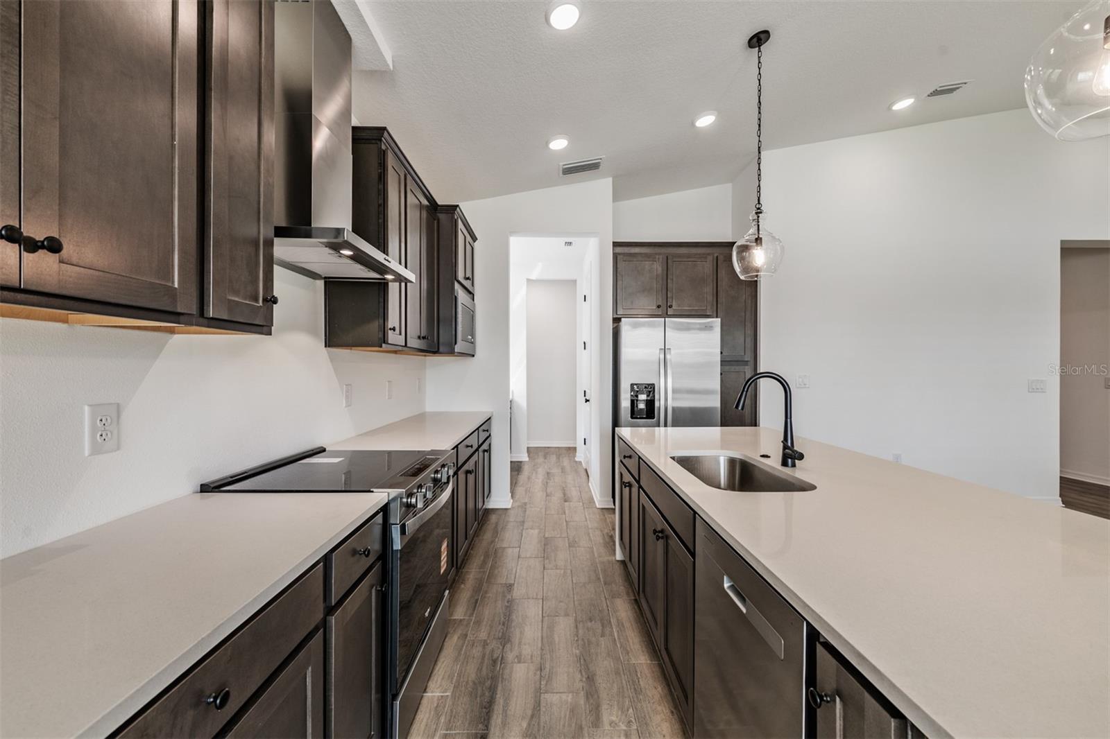 Image 14 of 52 For 11817 Moonsail Drive