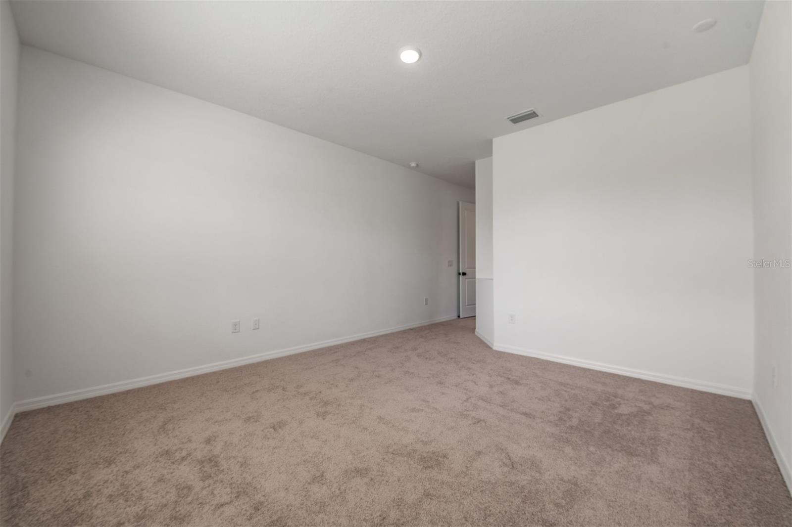 Image 21 of 52 For 11817 Moonsail Drive