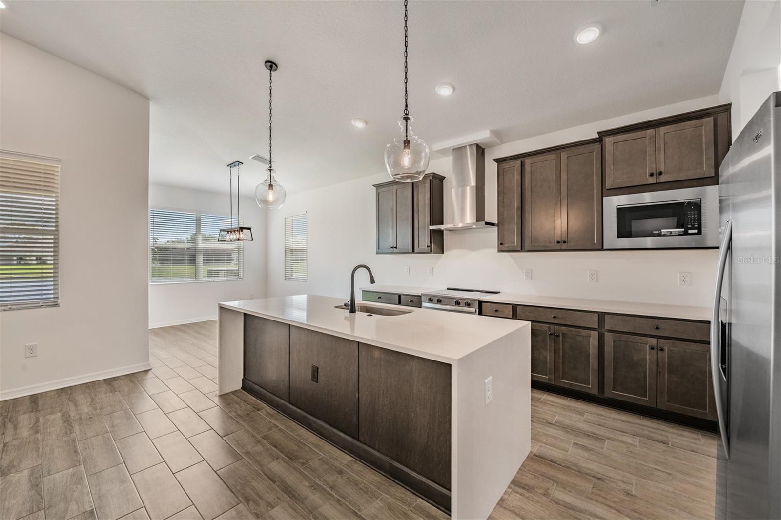 Image 7 of 52 For 11817 Moonsail Drive