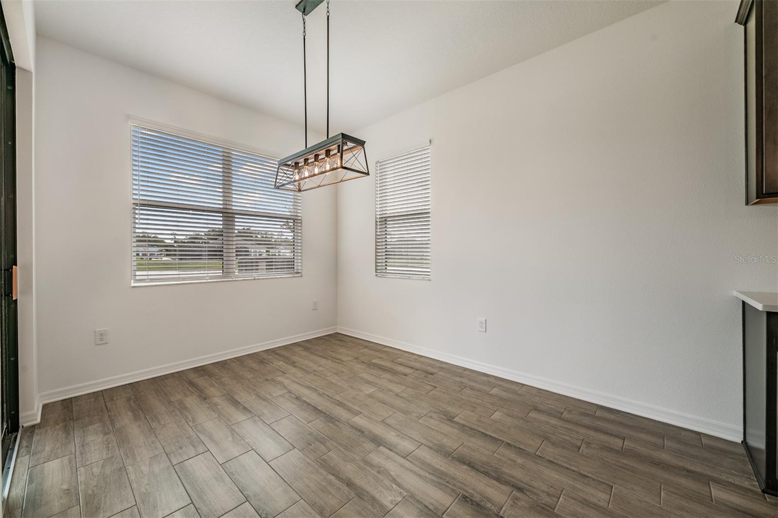 Image 8 of 52 For 11817 Moonsail Drive