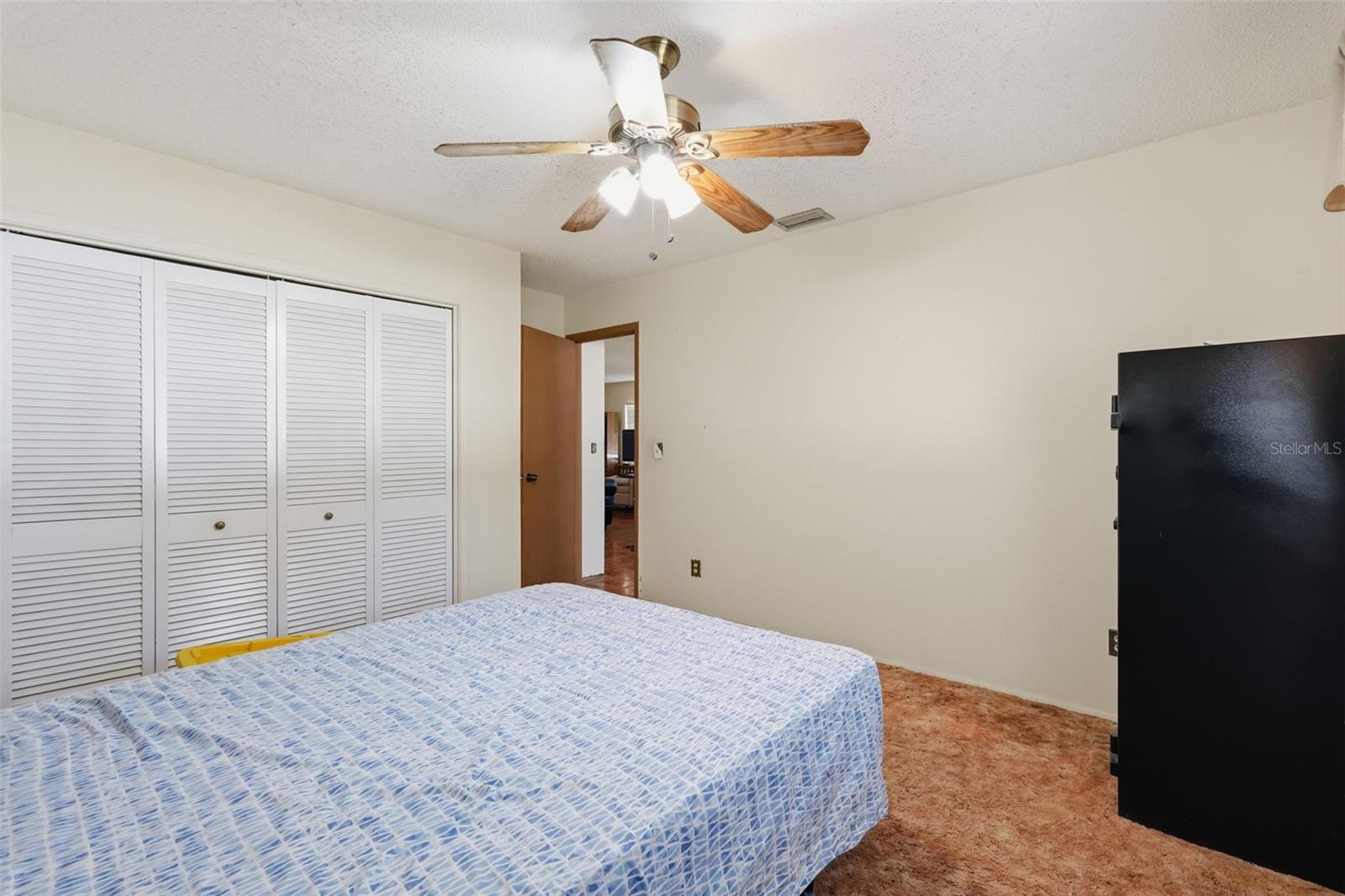 Image 23 of 47 For 636 Tessier Court
