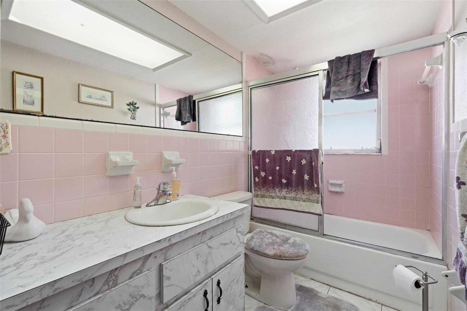 Image 24 of 47 For 636 Tessier Court