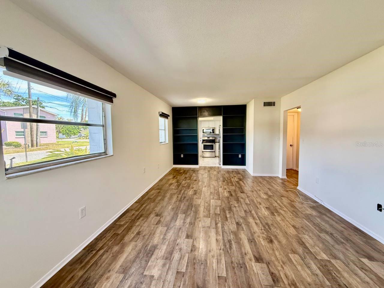 Image 2 of 16 For 3460 32nd Avenue N 101b