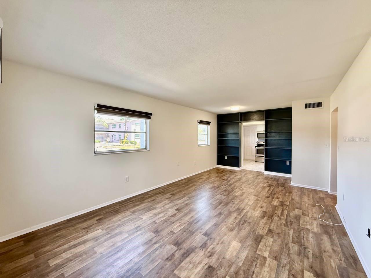 Image 3 of 16 For 3460 32nd Avenue N 101b