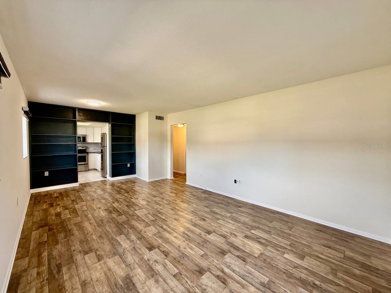 Image 4 of 16 For 3460 32nd Avenue N 101b