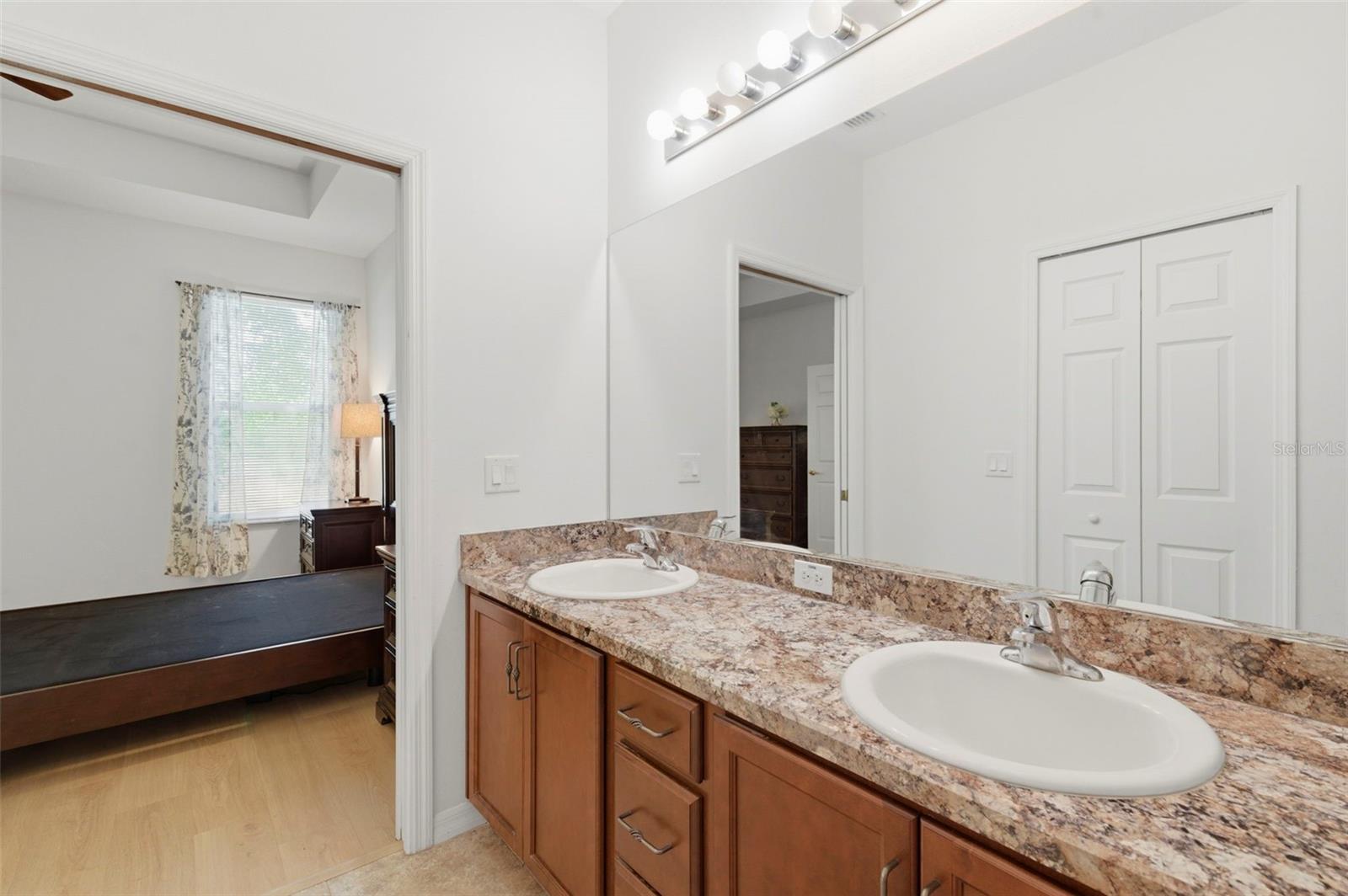 Image 14 of 41 For 11214 Port Douglas Drive