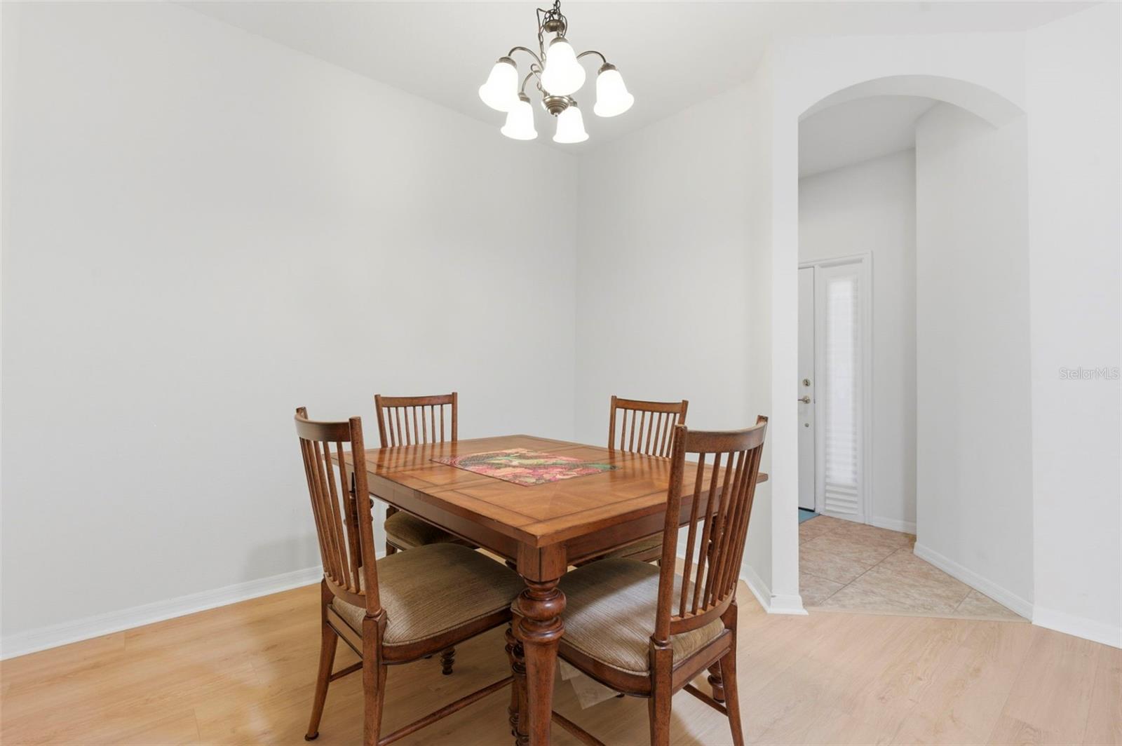 Image 26 of 41 For 11214 Port Douglas Drive