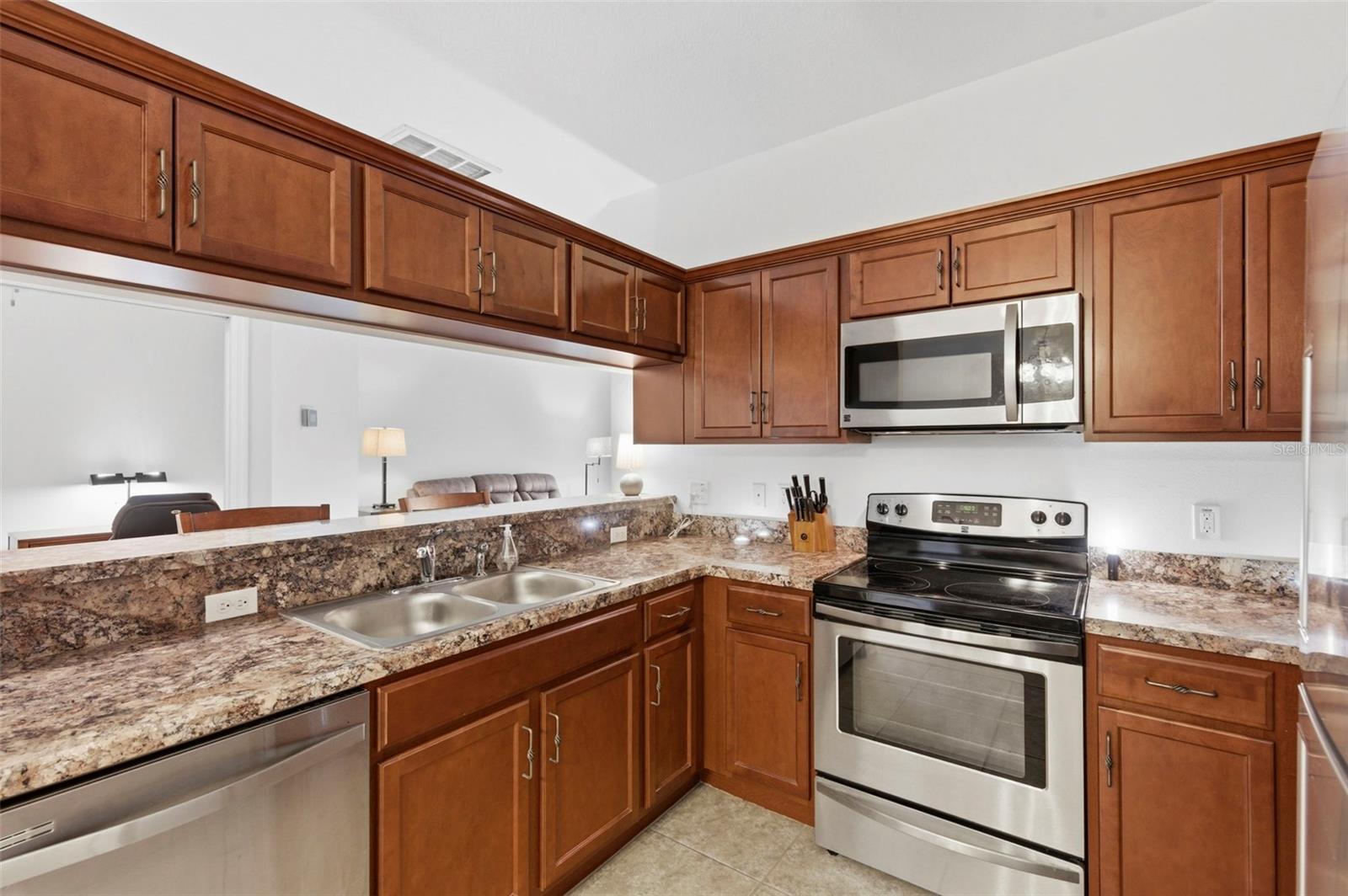 Image 4 of 41 For 11214 Port Douglas Drive